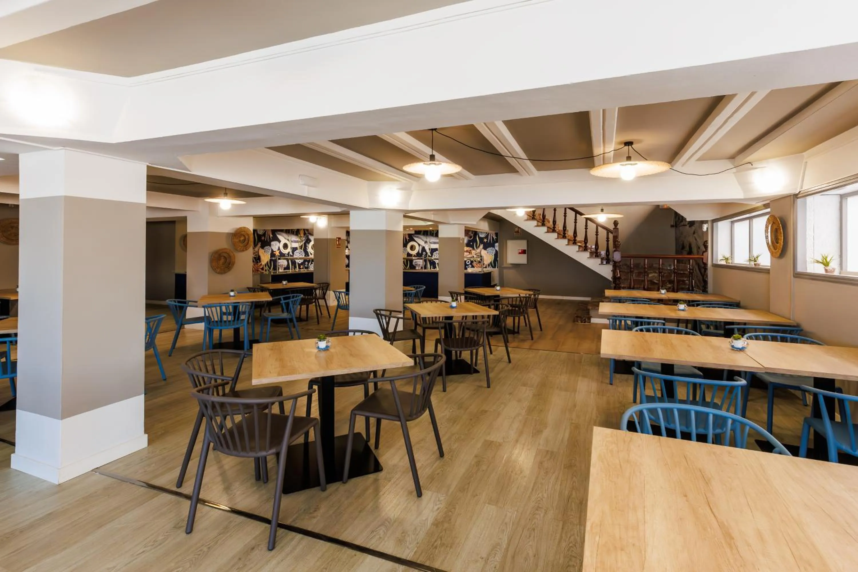 Dining area in O7 Colombo