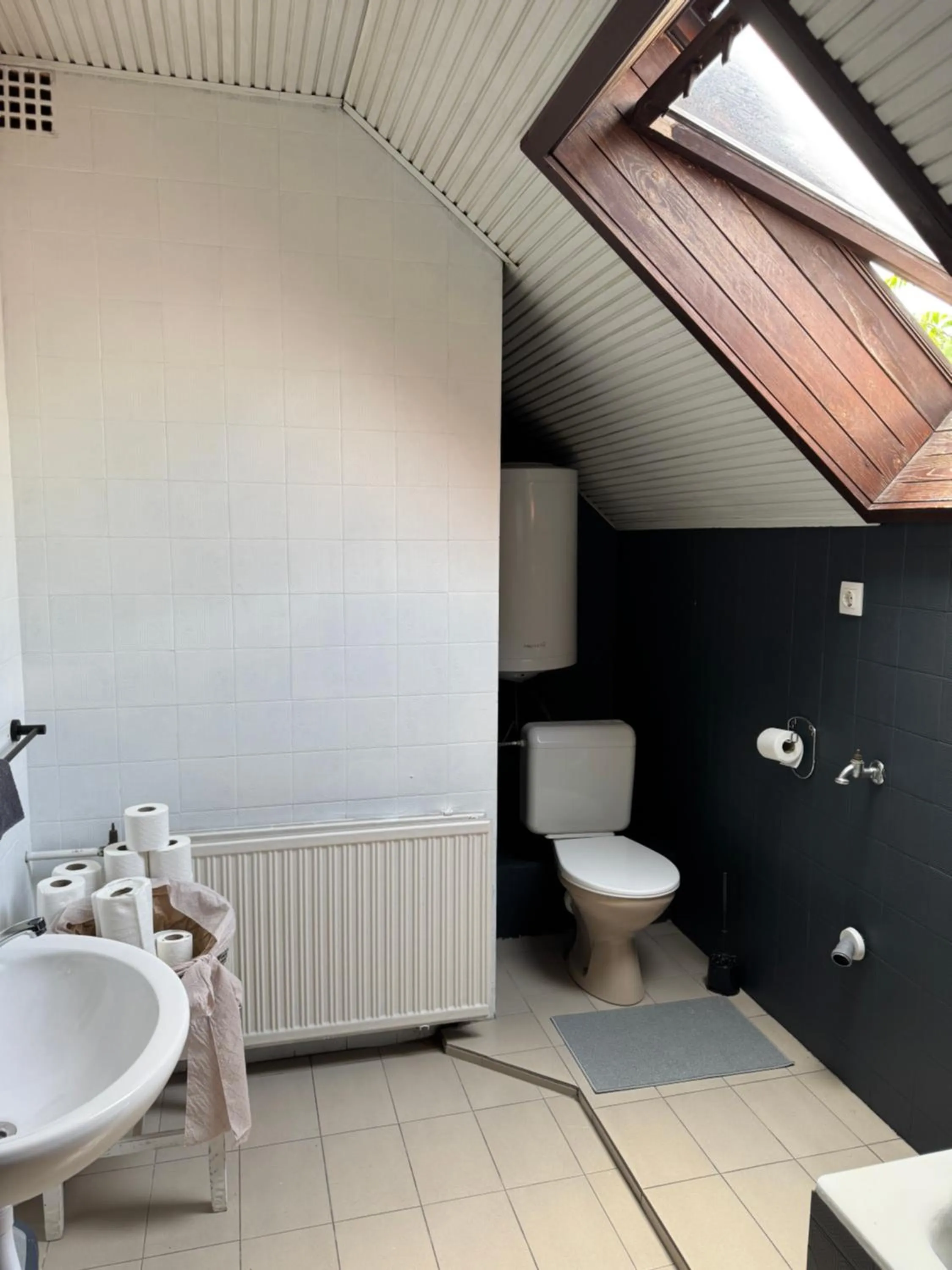 Bathroom in Palota Hostel