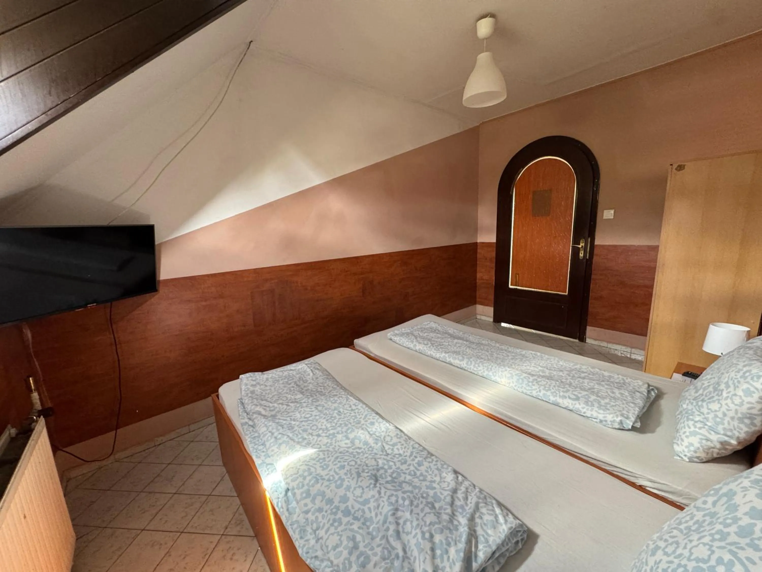 Photo of the whole room, Bed in Palota Hostel