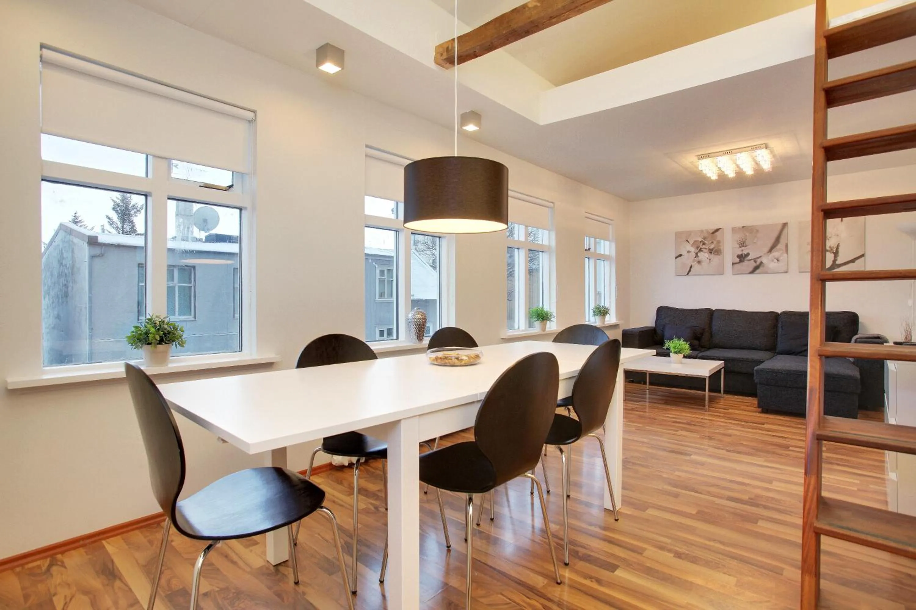Living room in Alfred's Apartments