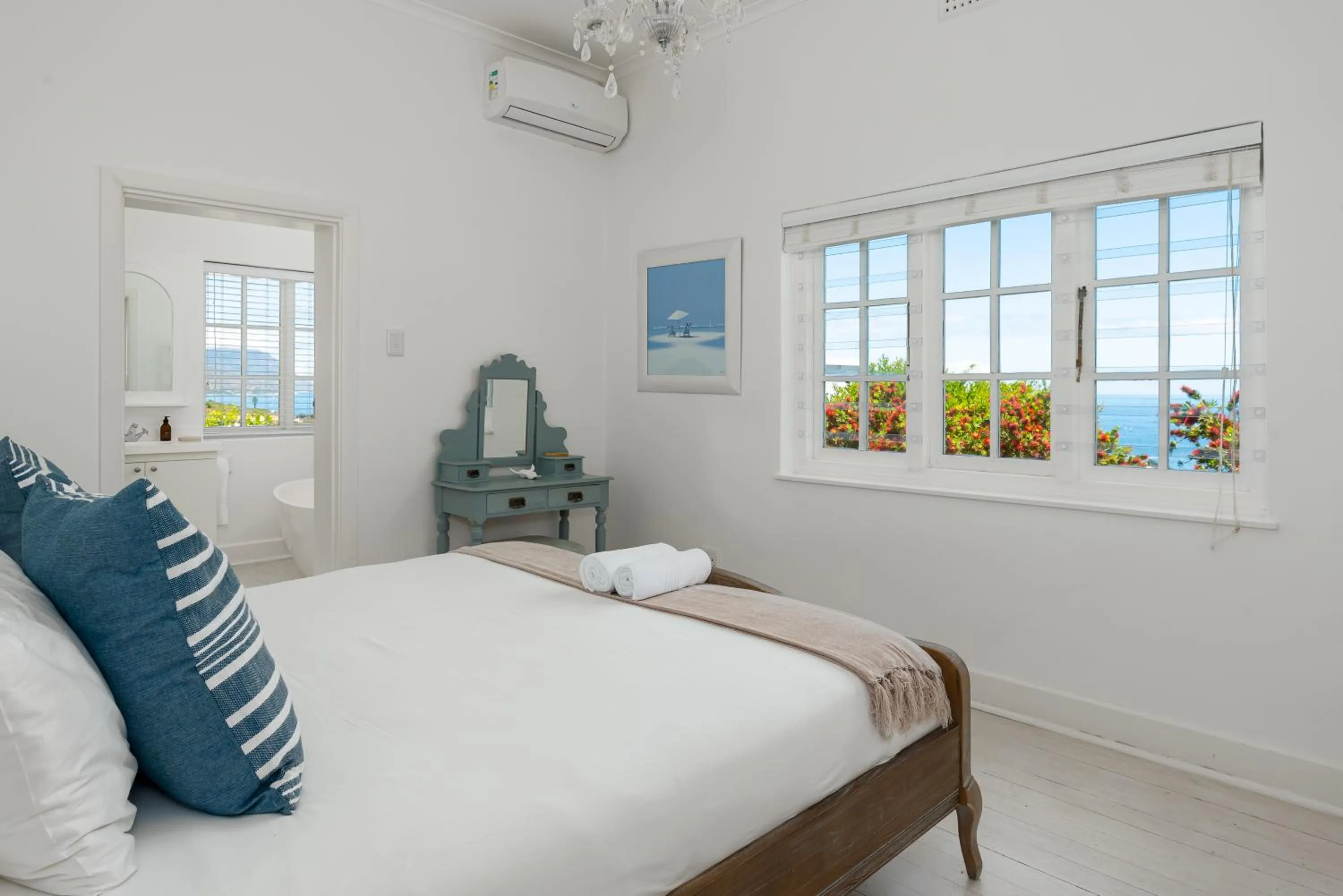 Bed in Clifton Steps 6