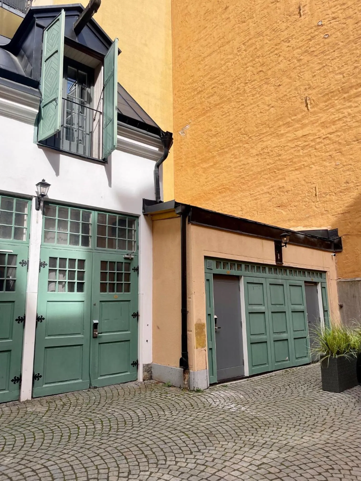 Facade/entrance in Unique Hotel