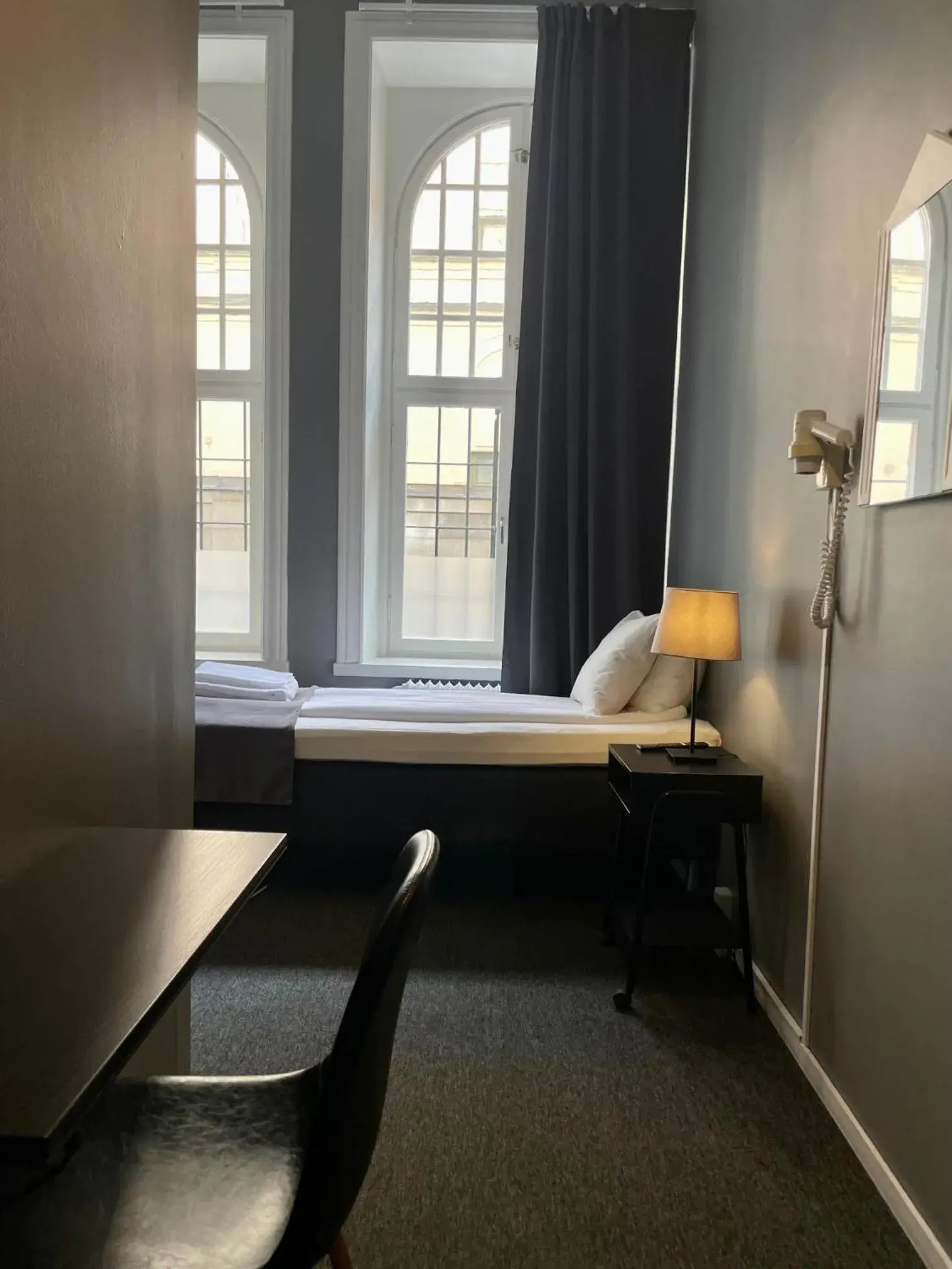 Single Room with shared bathroom in hall in Unique Hotel Single Room with shared bathroom in hall in Unique Hotel