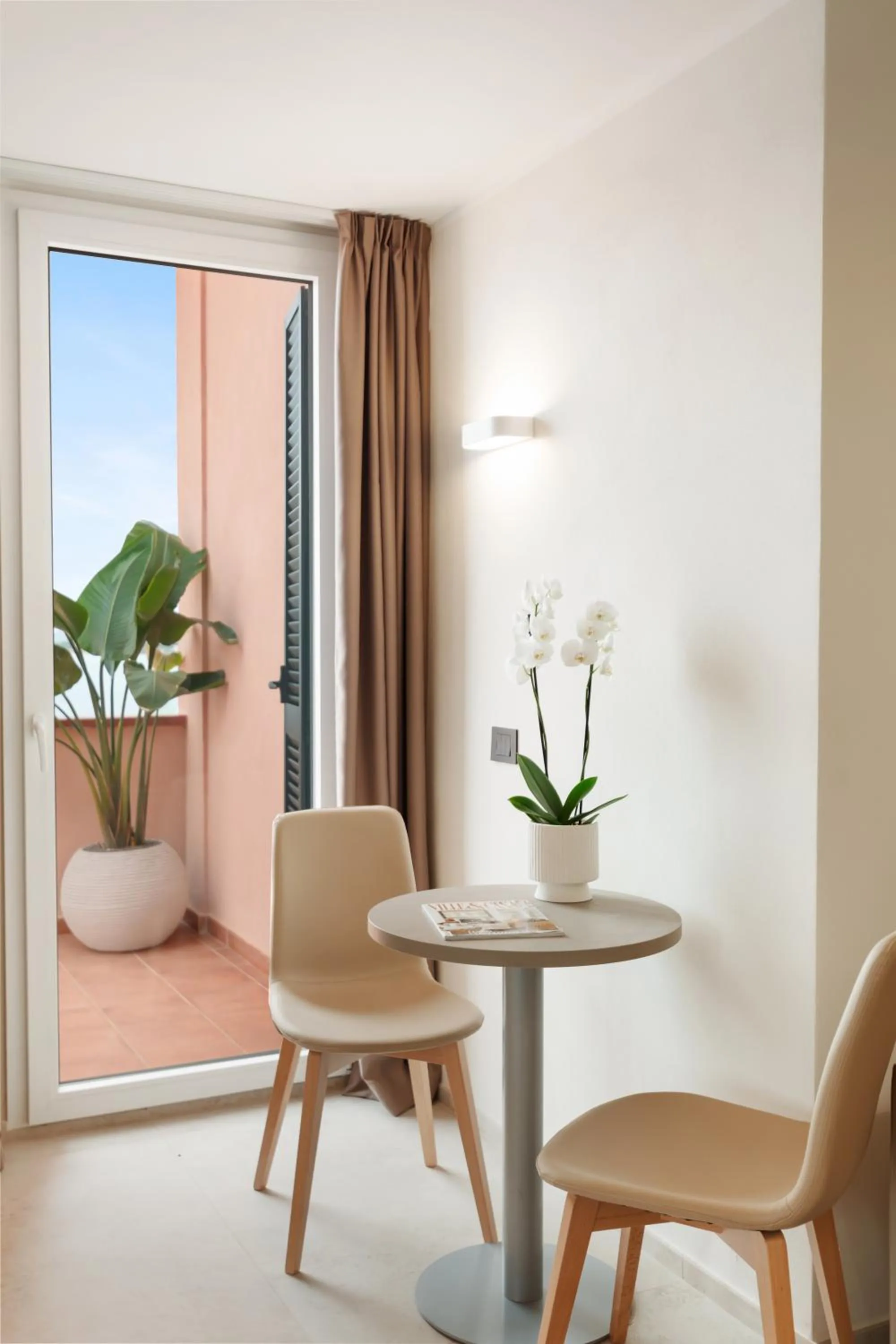 Seating area in Hotel Villa Domizia