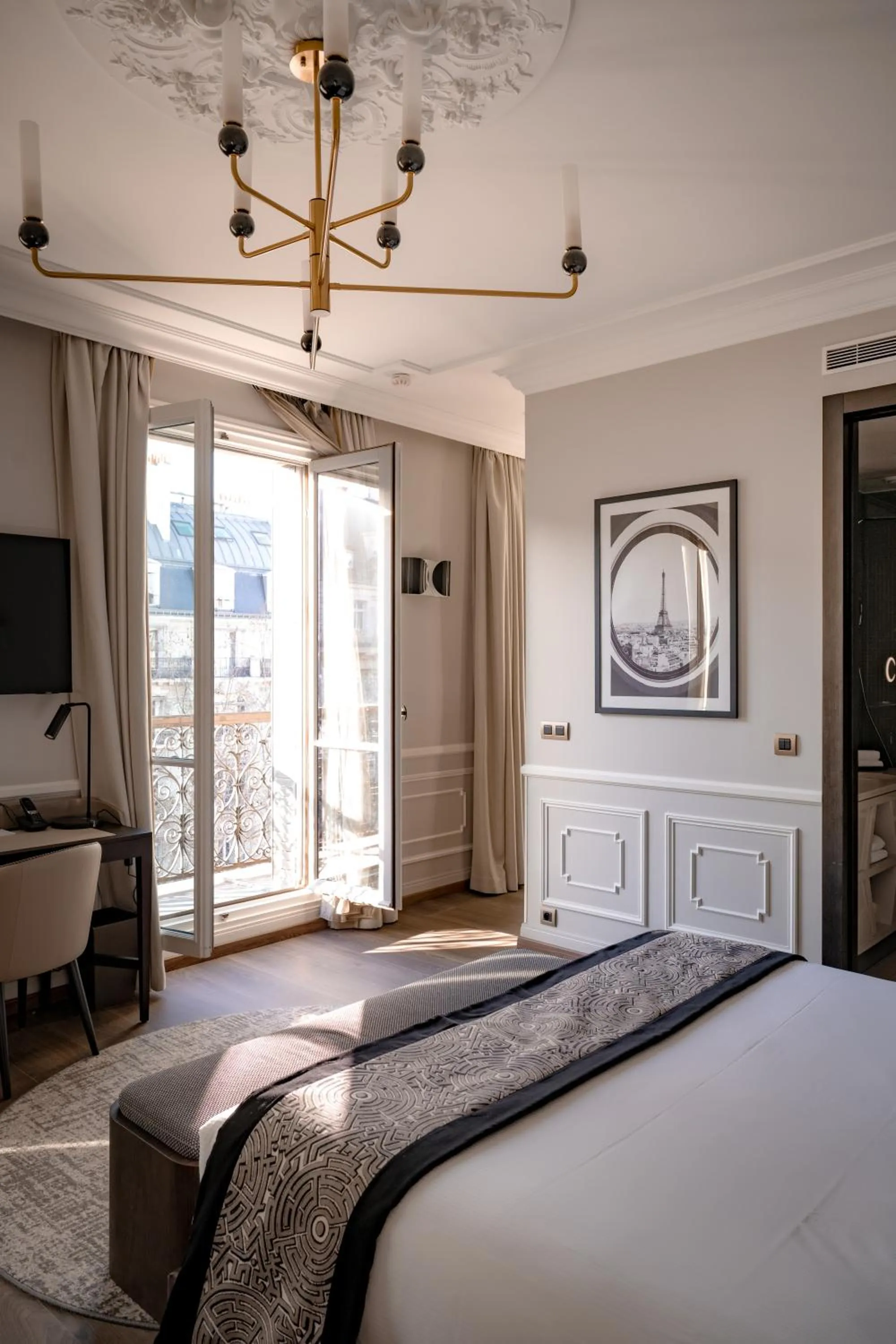 Bed in La Clef Tour Eiffel Paris by The Crest Collection
