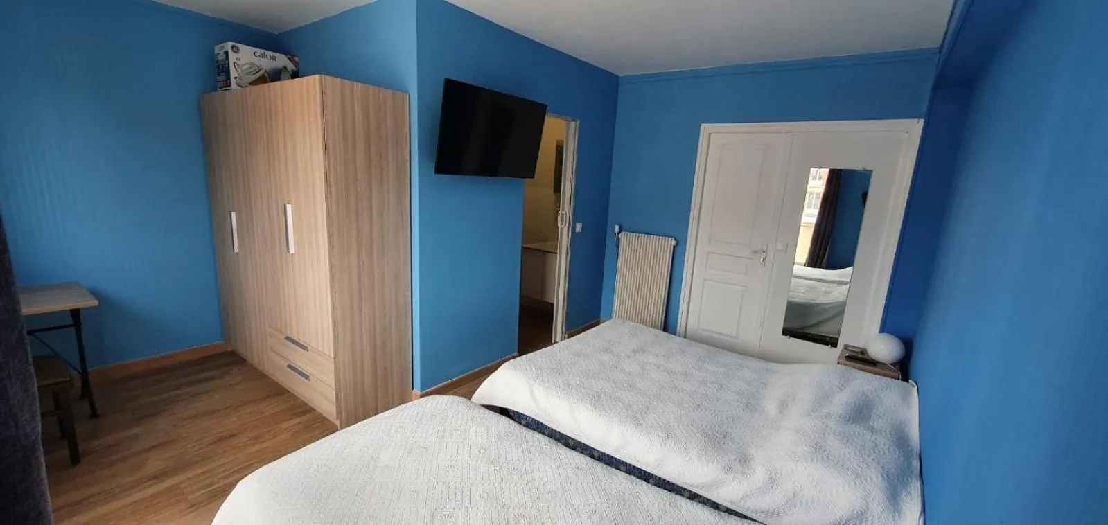 Bed in Hôtel de la poste