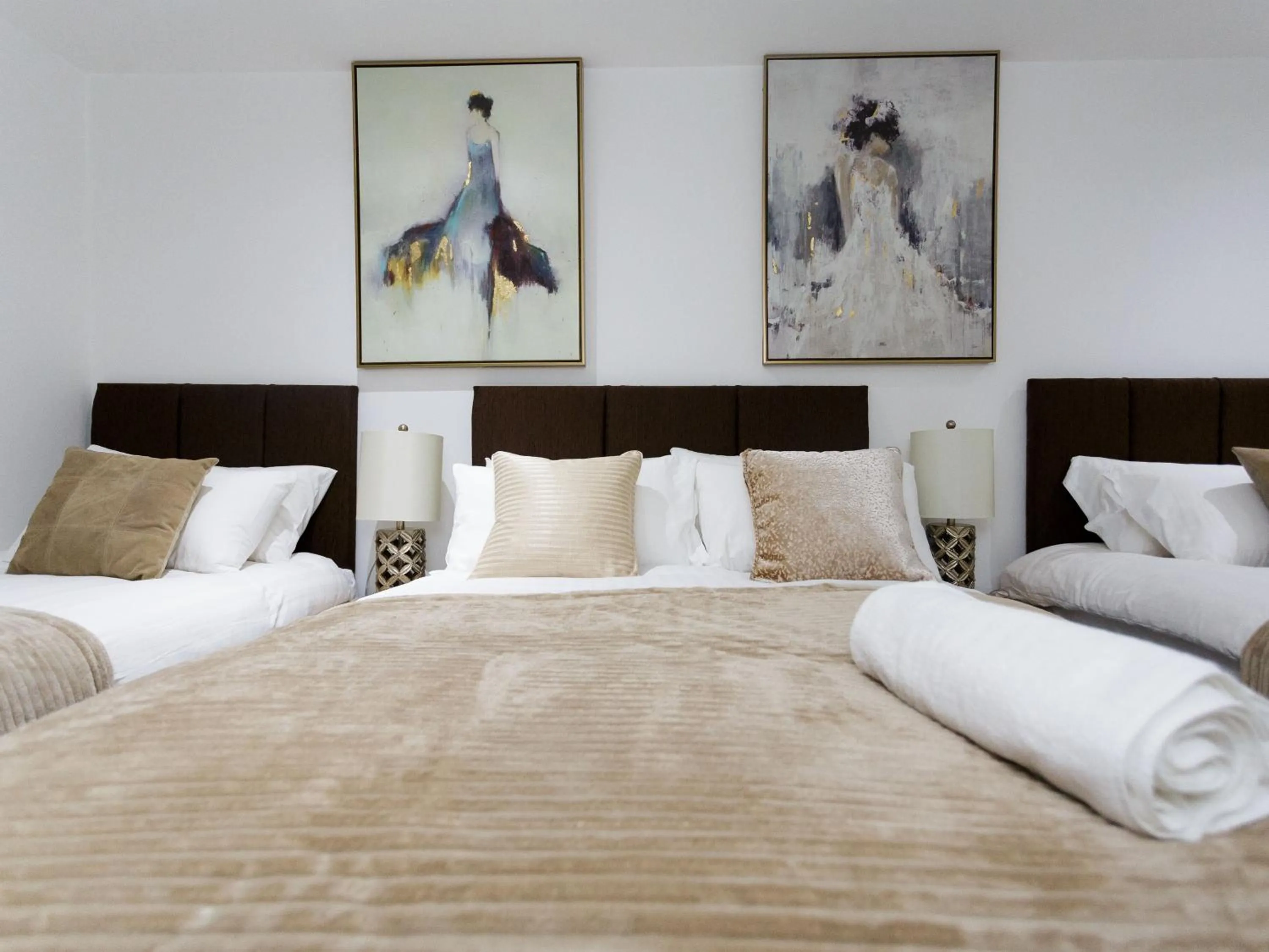 Bedroom, Bed in Live in Leeds Sky Penthouse