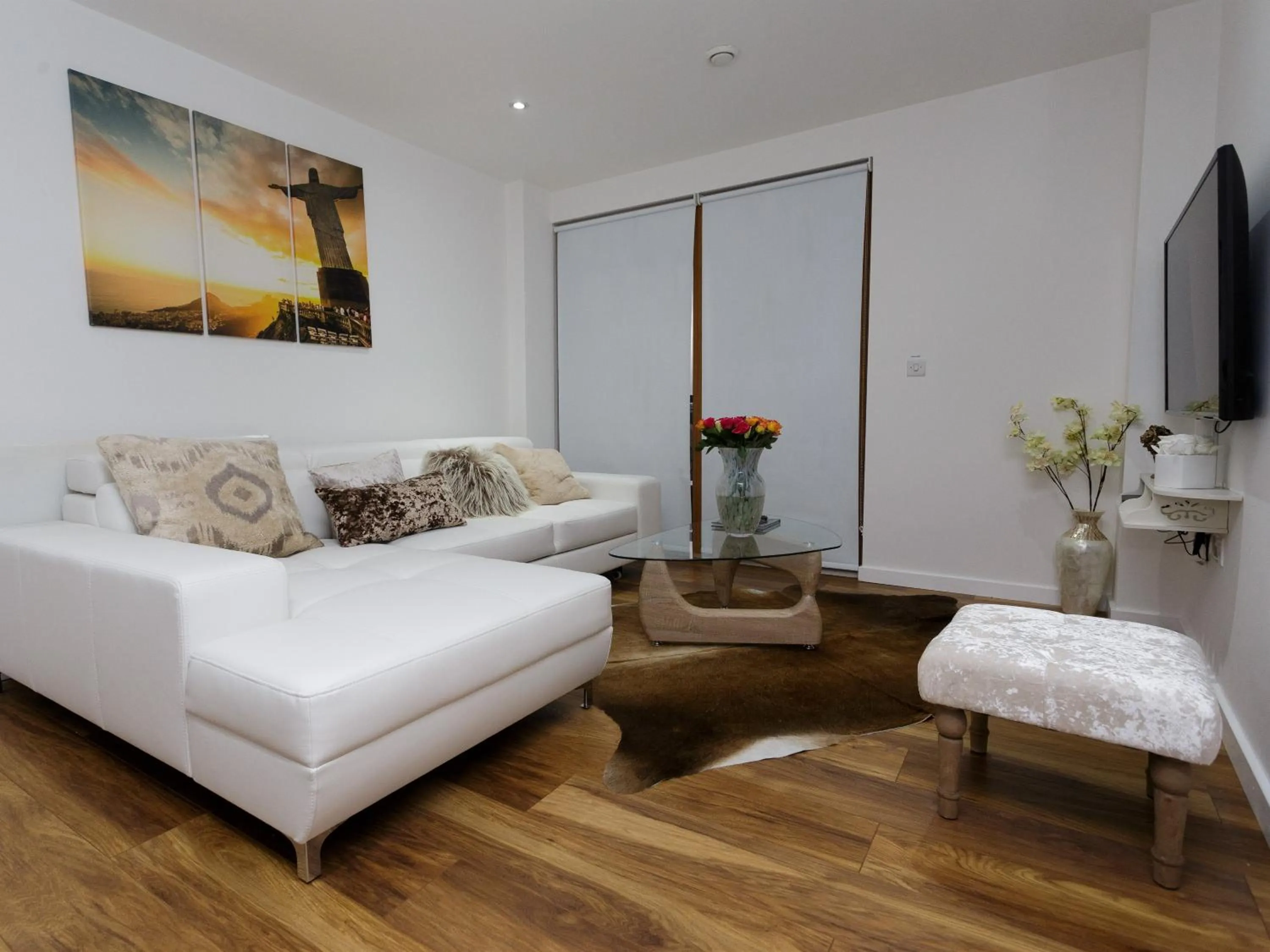 Bedroom, Bed in Live in Leeds Sky Penthouse