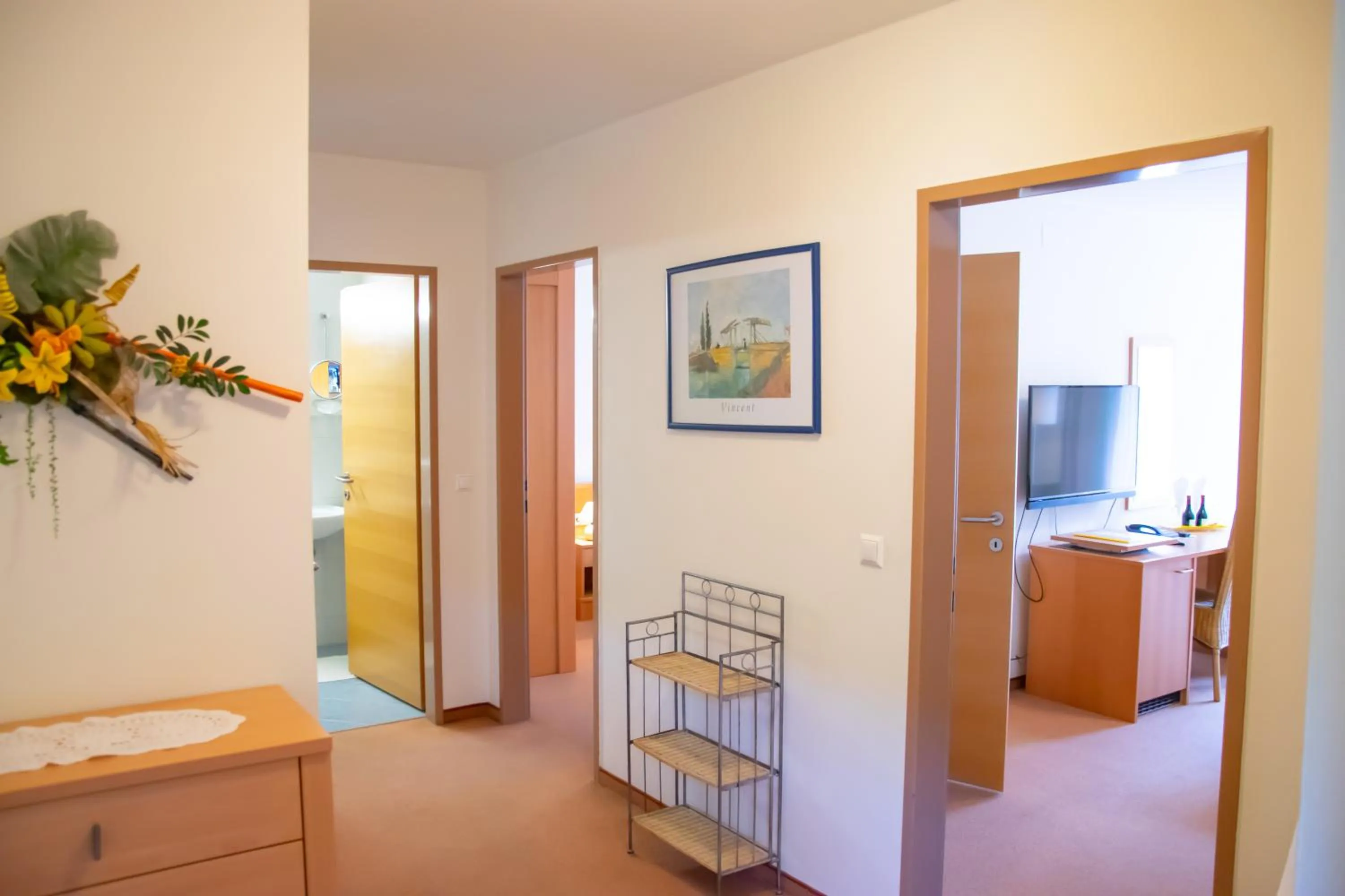 Photo of the whole room, Bed in Hotel Burgstallerhof