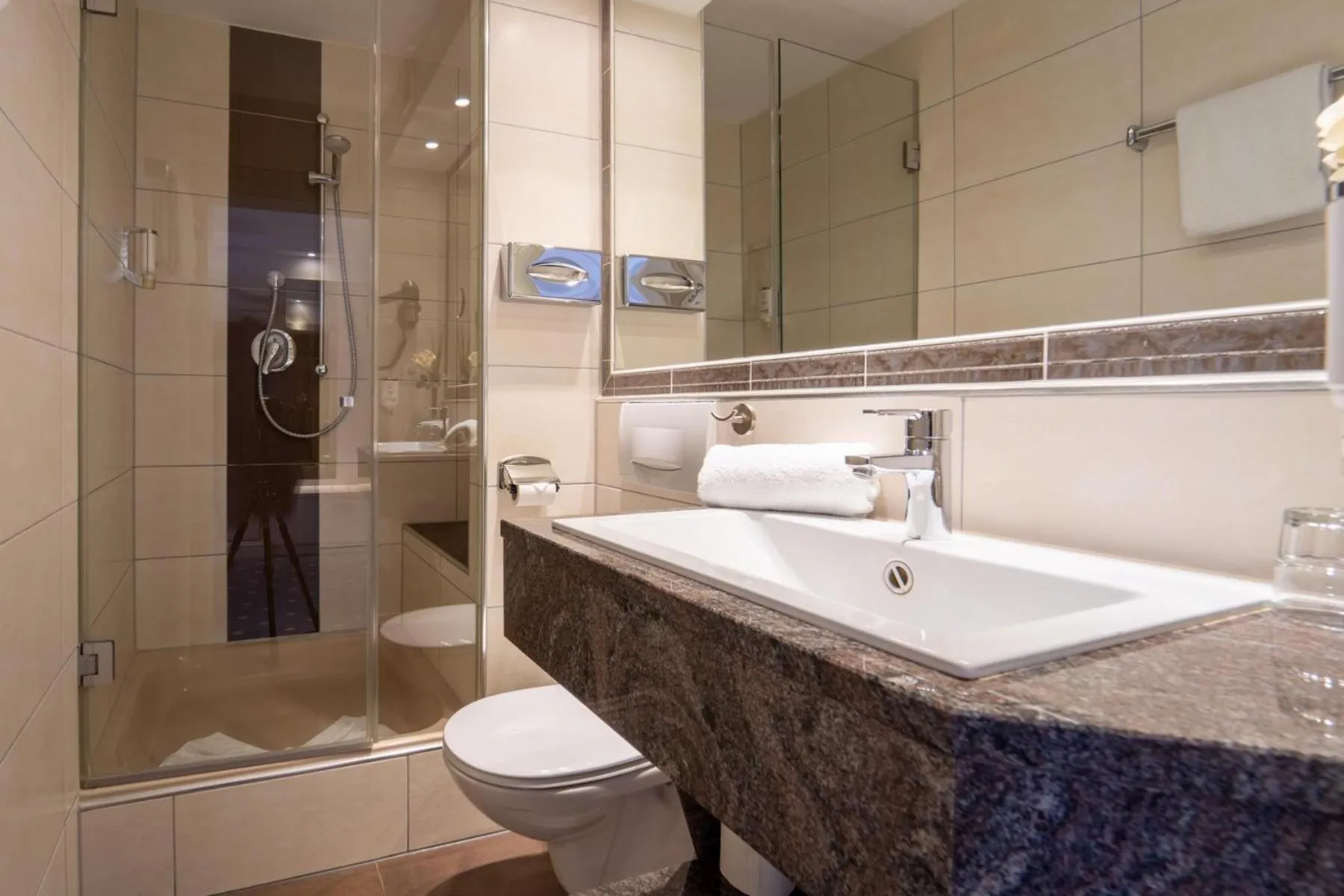 Bathroom in Hotel St Georg - Regensburg