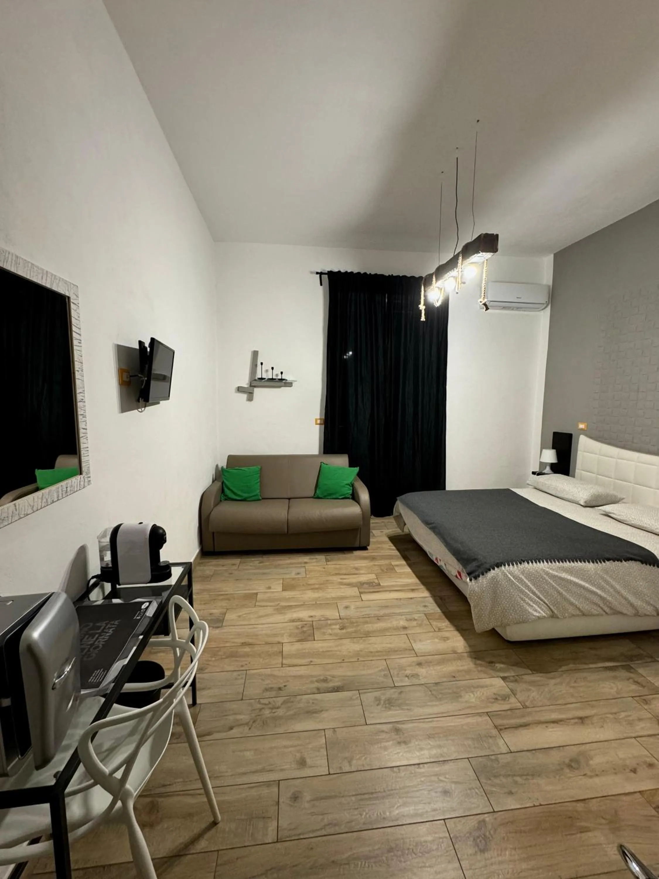 Bed in BHome Fashion Suite