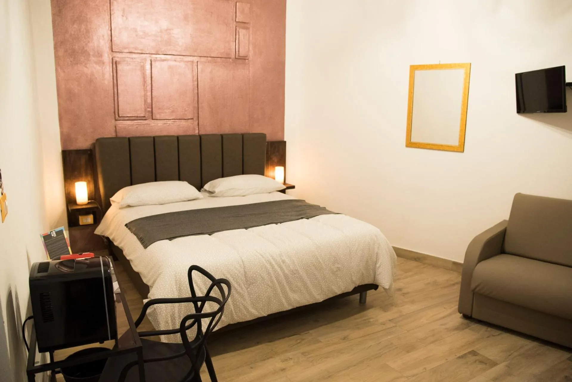 Bed in BHome Fashion Suite