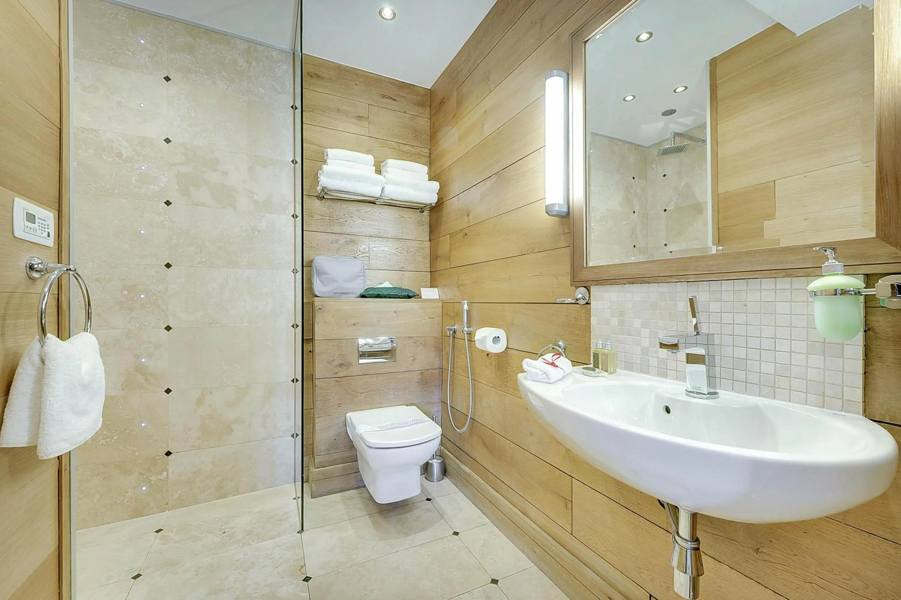 Toilet in Mała Anglia - Boutique Apartments & SPA