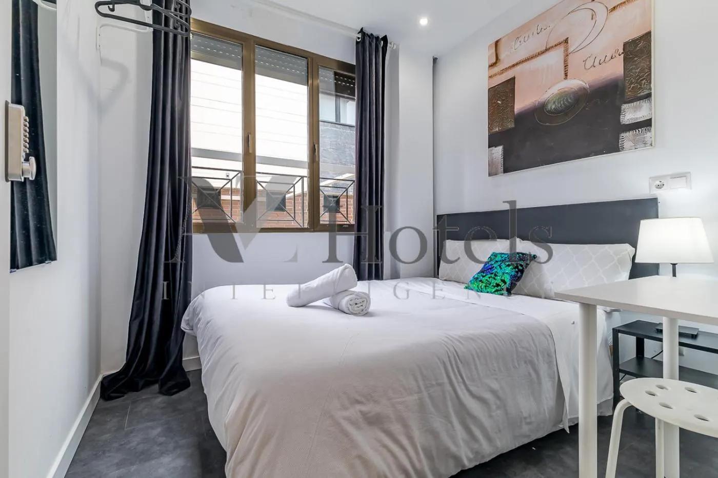 Photo of the whole room, Bed in AYZ Ulises - Auto check-in property