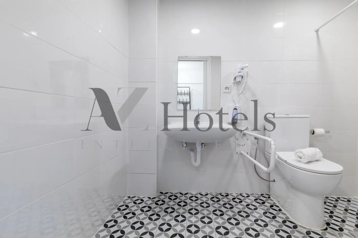 Bathroom in AYZ Ulises - Auto check-in property
