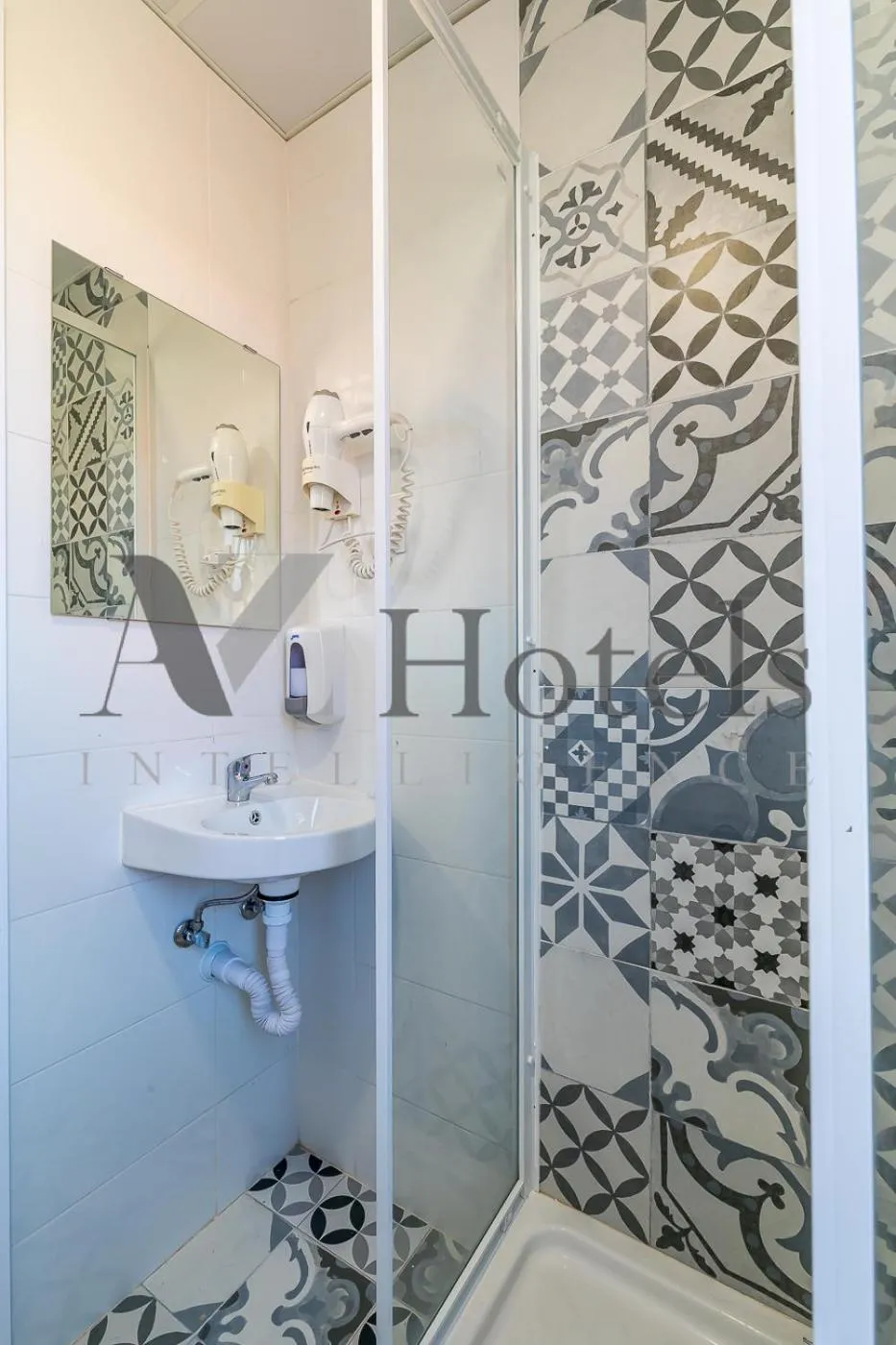 Bathroom in AYZ Ulises - Auto check-in property