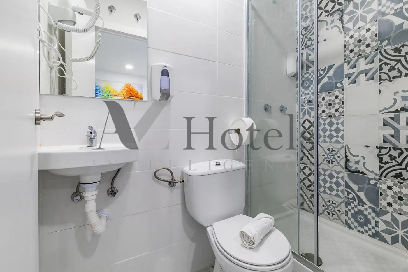 Bathroom in AYZ Ulises - Auto check-in property