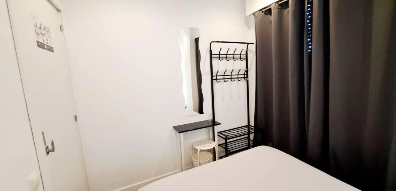 Bed in AYZ Ulises - Auto check-in property