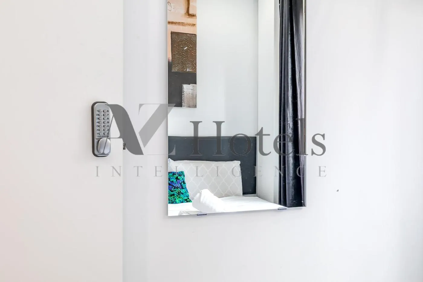 Decorative detail in AYZ Ulises - Auto check-in property