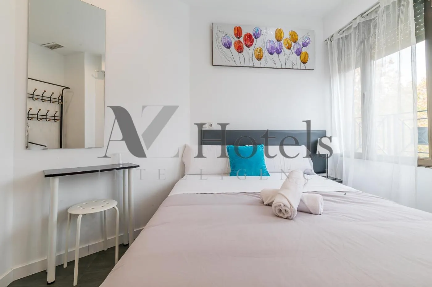 Photo of the whole room, Bed in AYZ Ulises - Auto check-in property