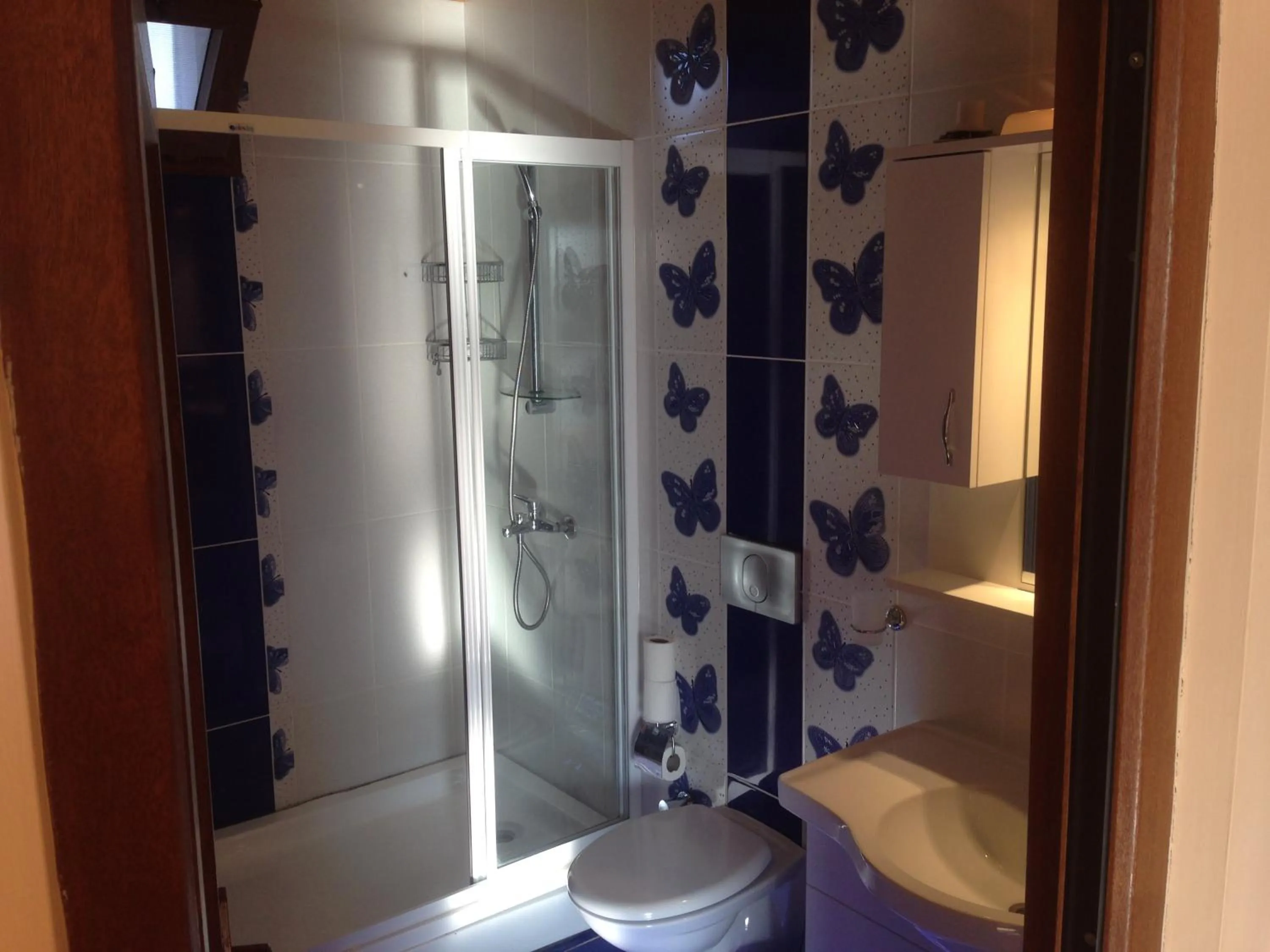 Bathroom in Kutle Hotel