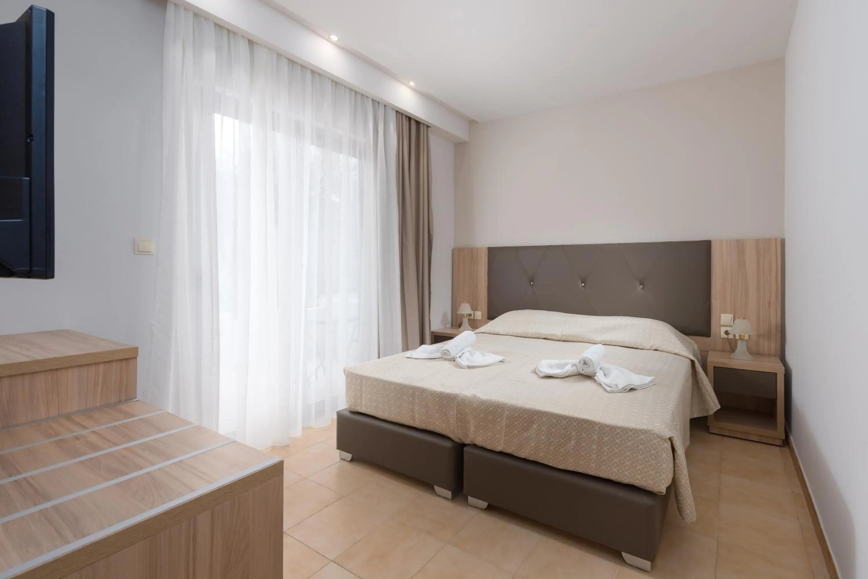 Bed in Saint George Resort