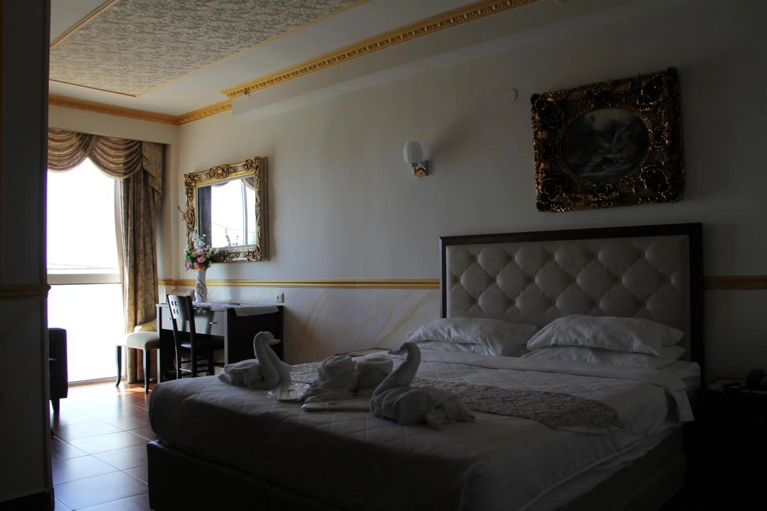 Bed in Hotel Suites Bat Yam