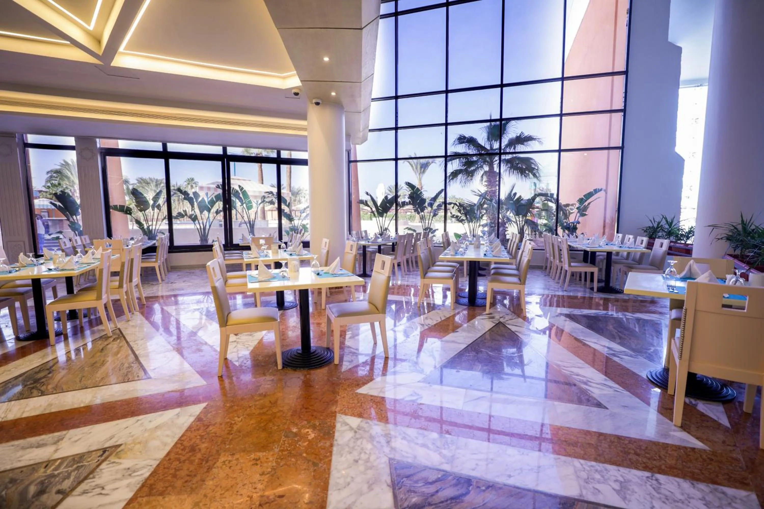 Restaurant/places to eat in Calimera Blend Paradise