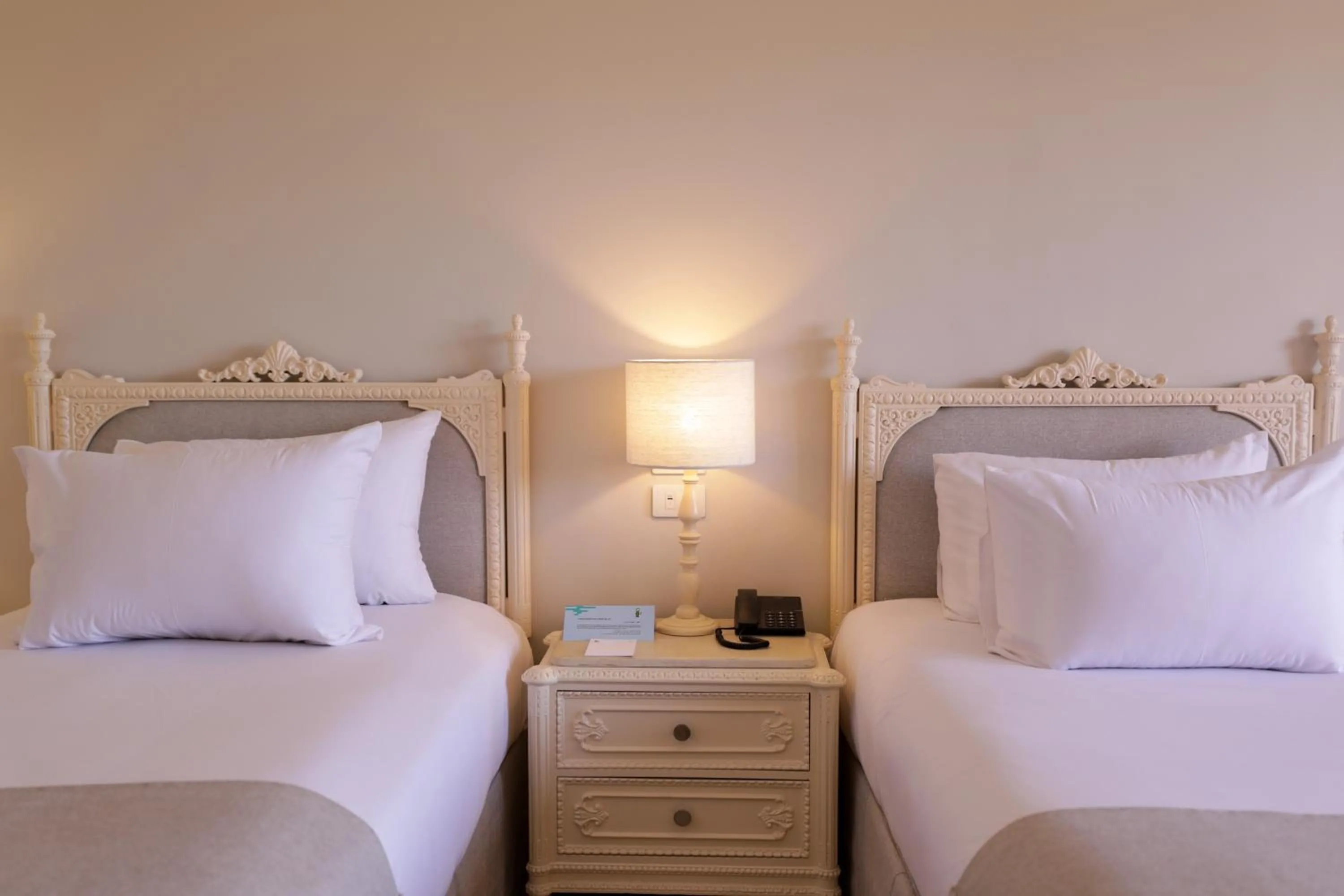 Bedroom, Bed in Calimera Blend Paradise