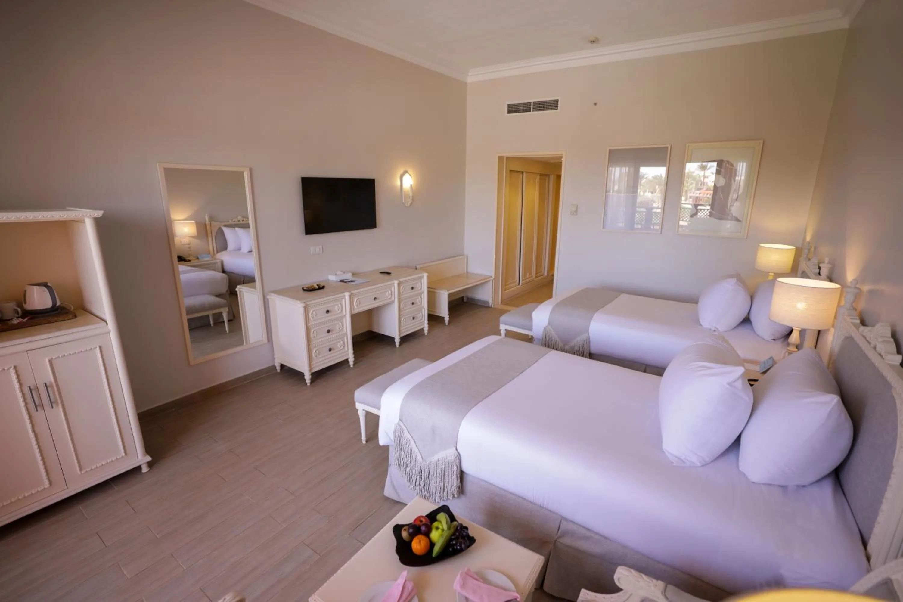 Bedroom, Bed in Calimera Blend Paradise