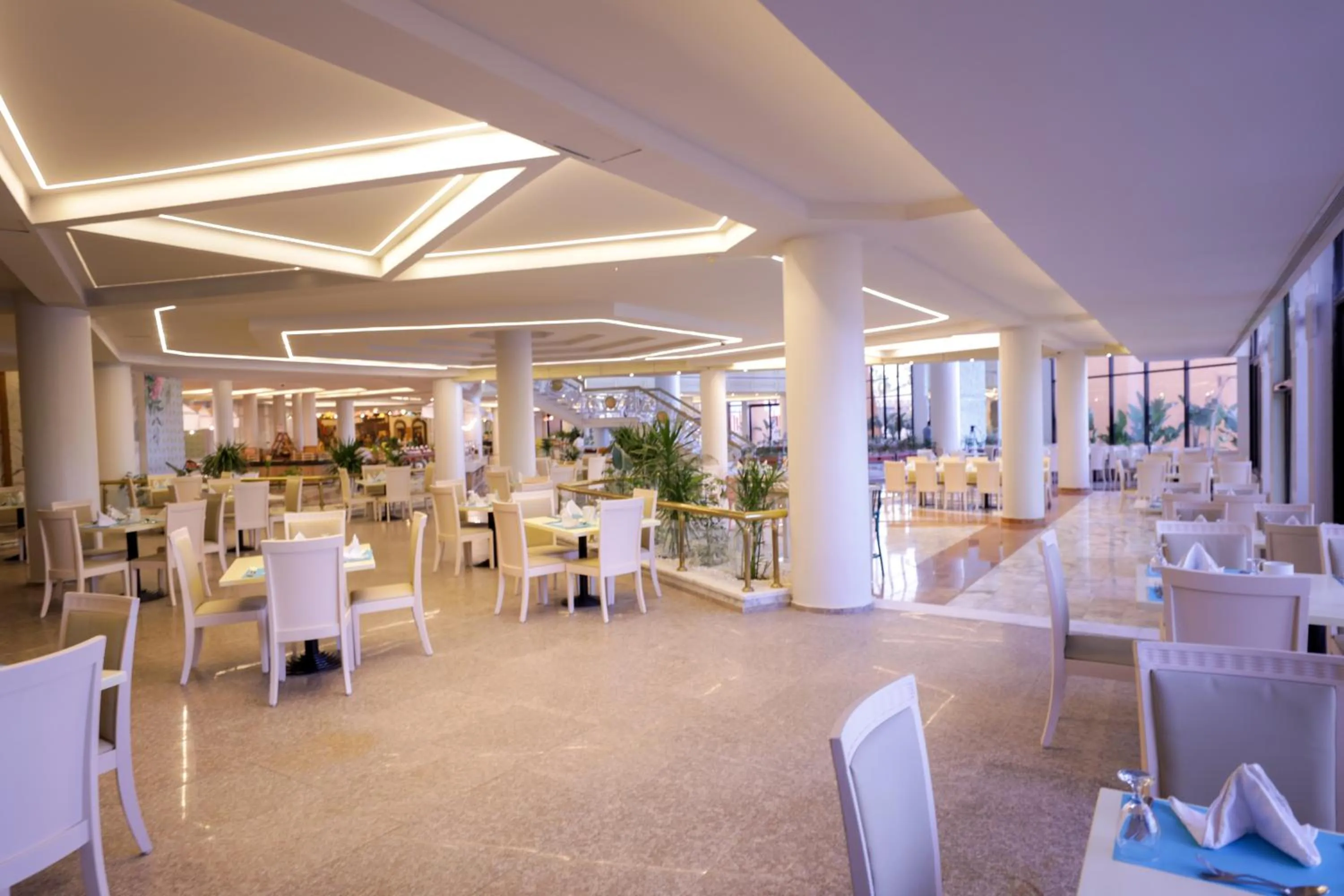 Restaurant/places to eat in Calimera Blend Paradise