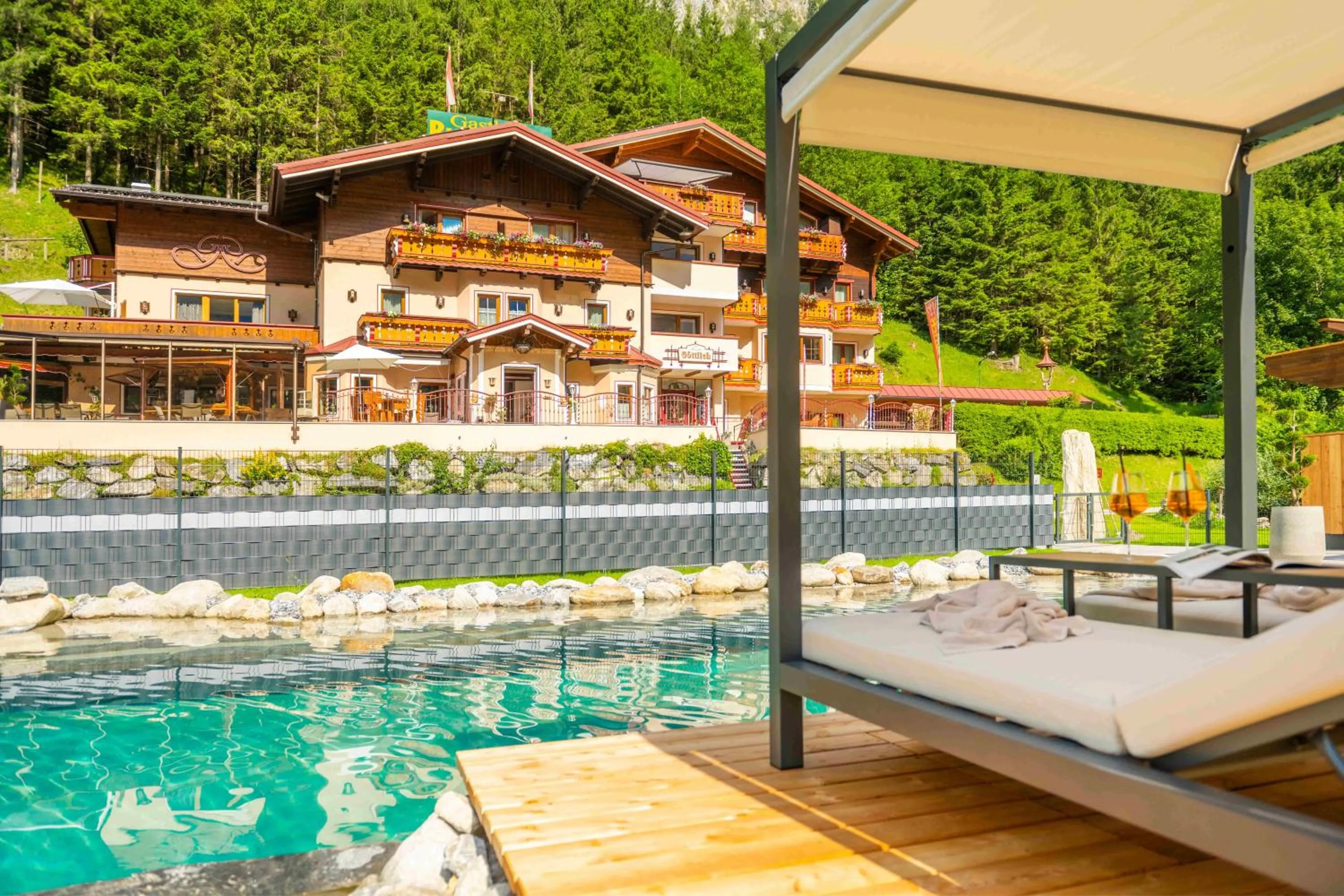 Property building in Hotel-Restaurant Burgblick