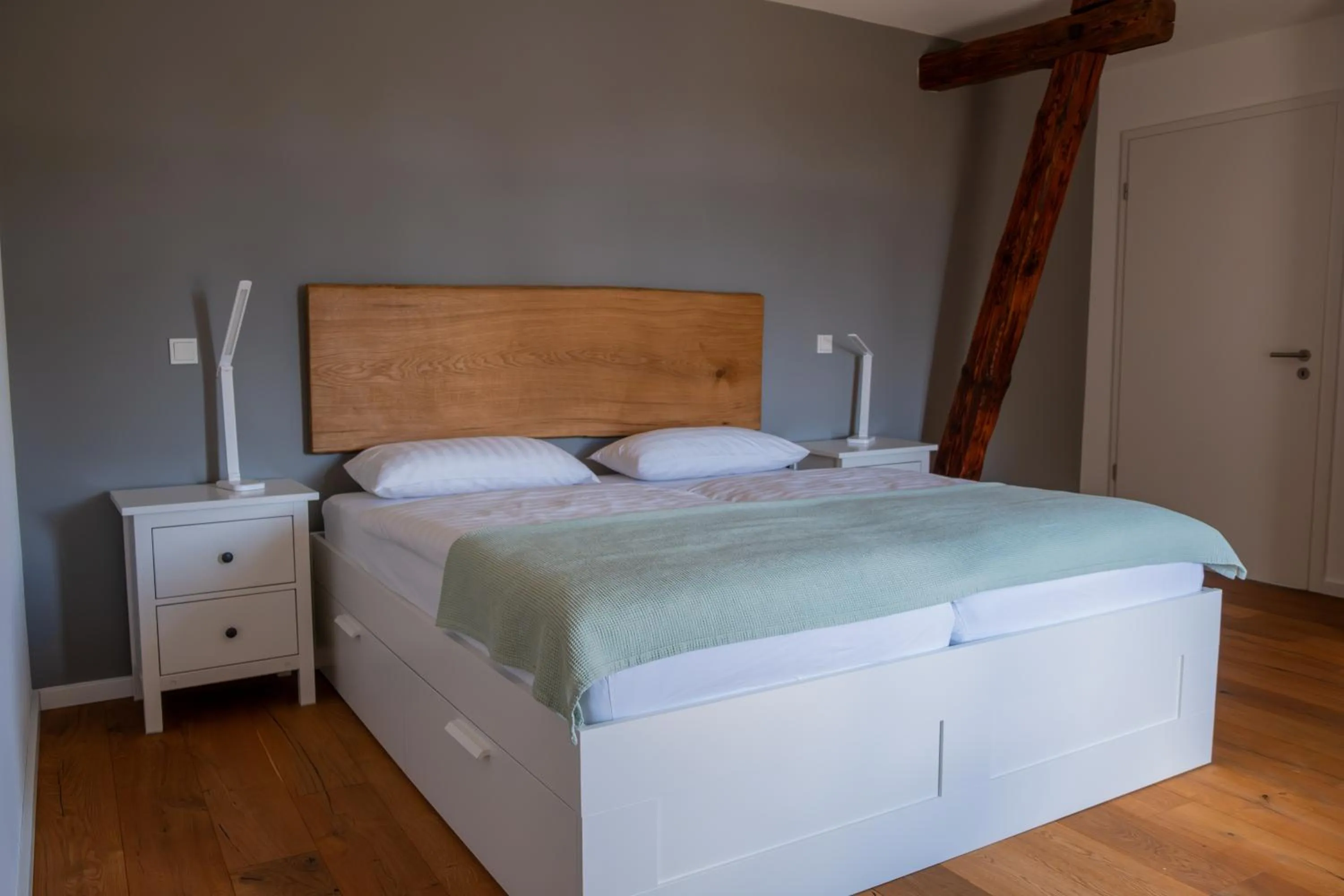 Bed in Herberge Hof Armada