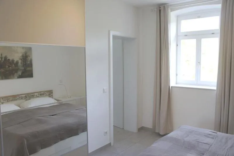 Photo of the whole room, Bed in Herberge Hof Armada