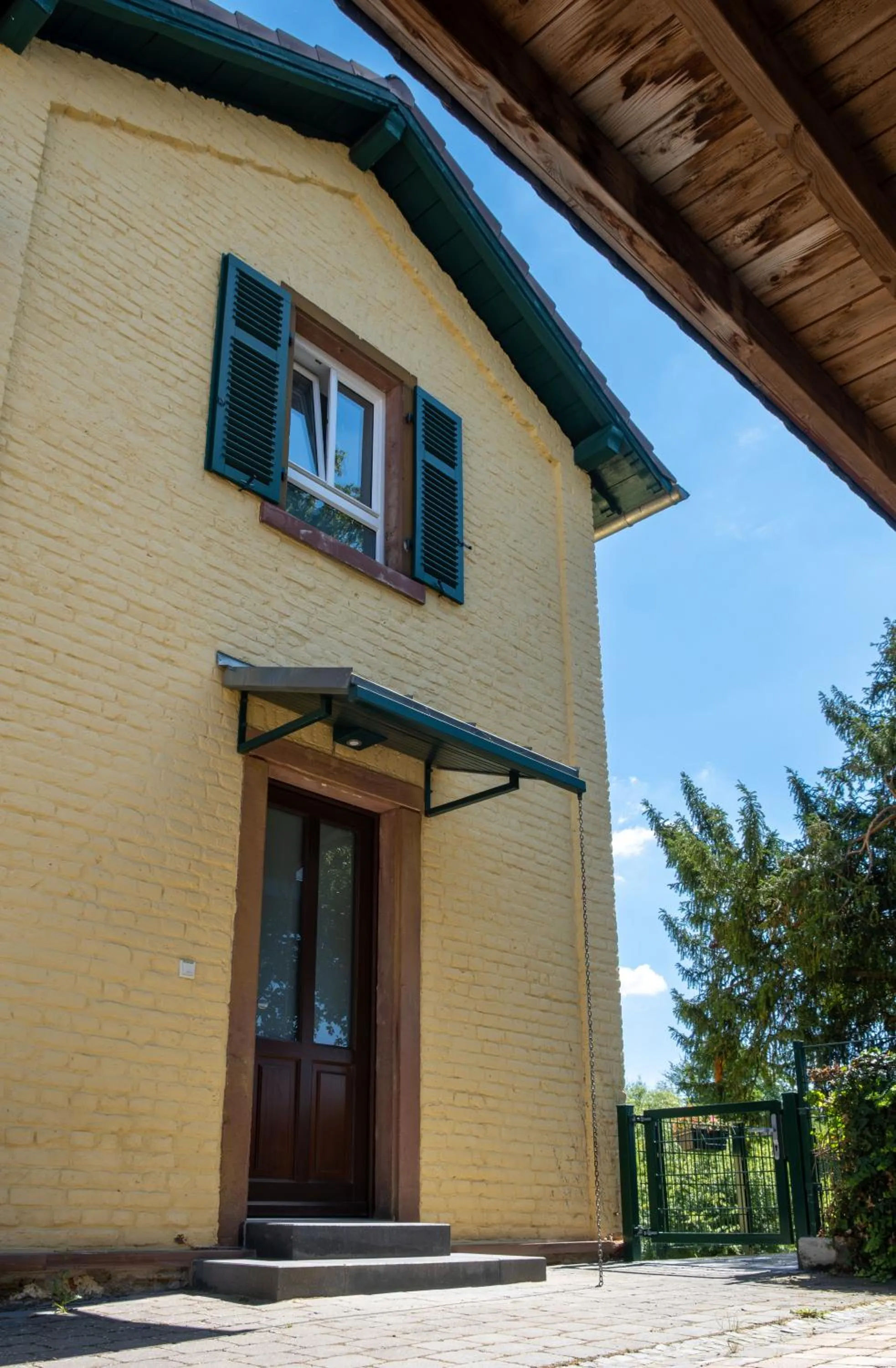 Property building in Herberge Hof Armada