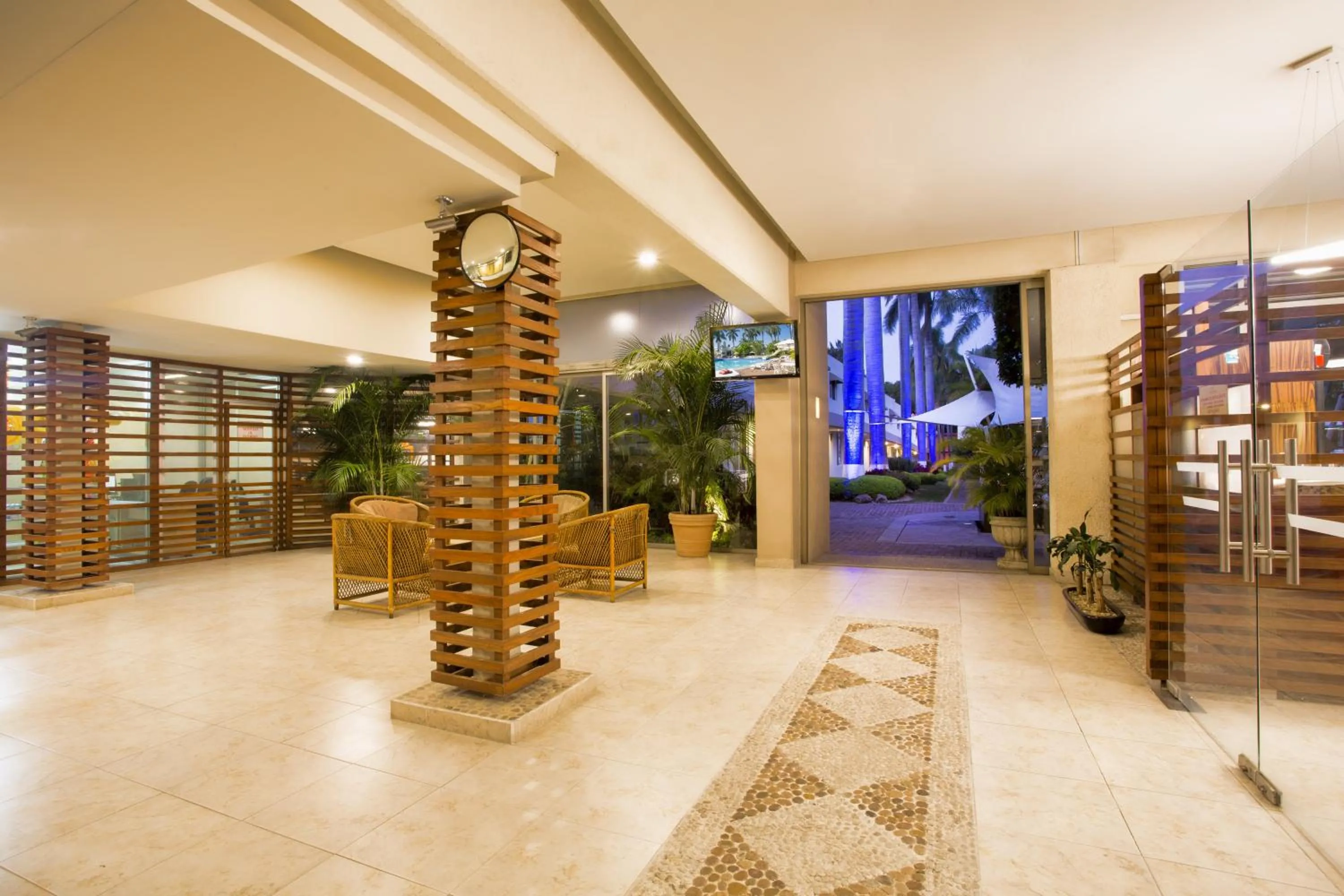 Lobby or reception in Gamma Cuernavaca Puerta Paraiso