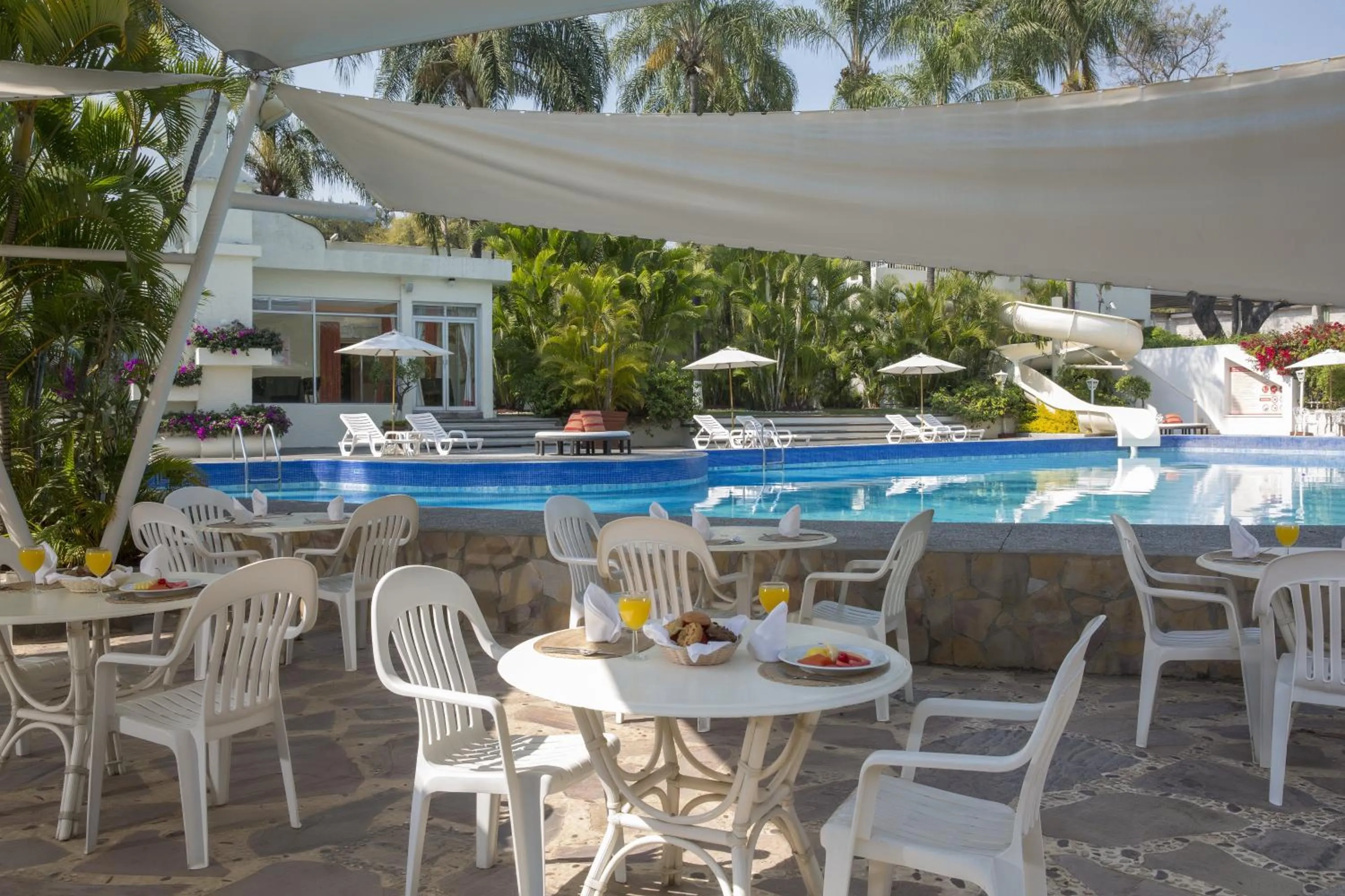 Lounge or bar in Gamma Cuernavaca Puerta Paraiso