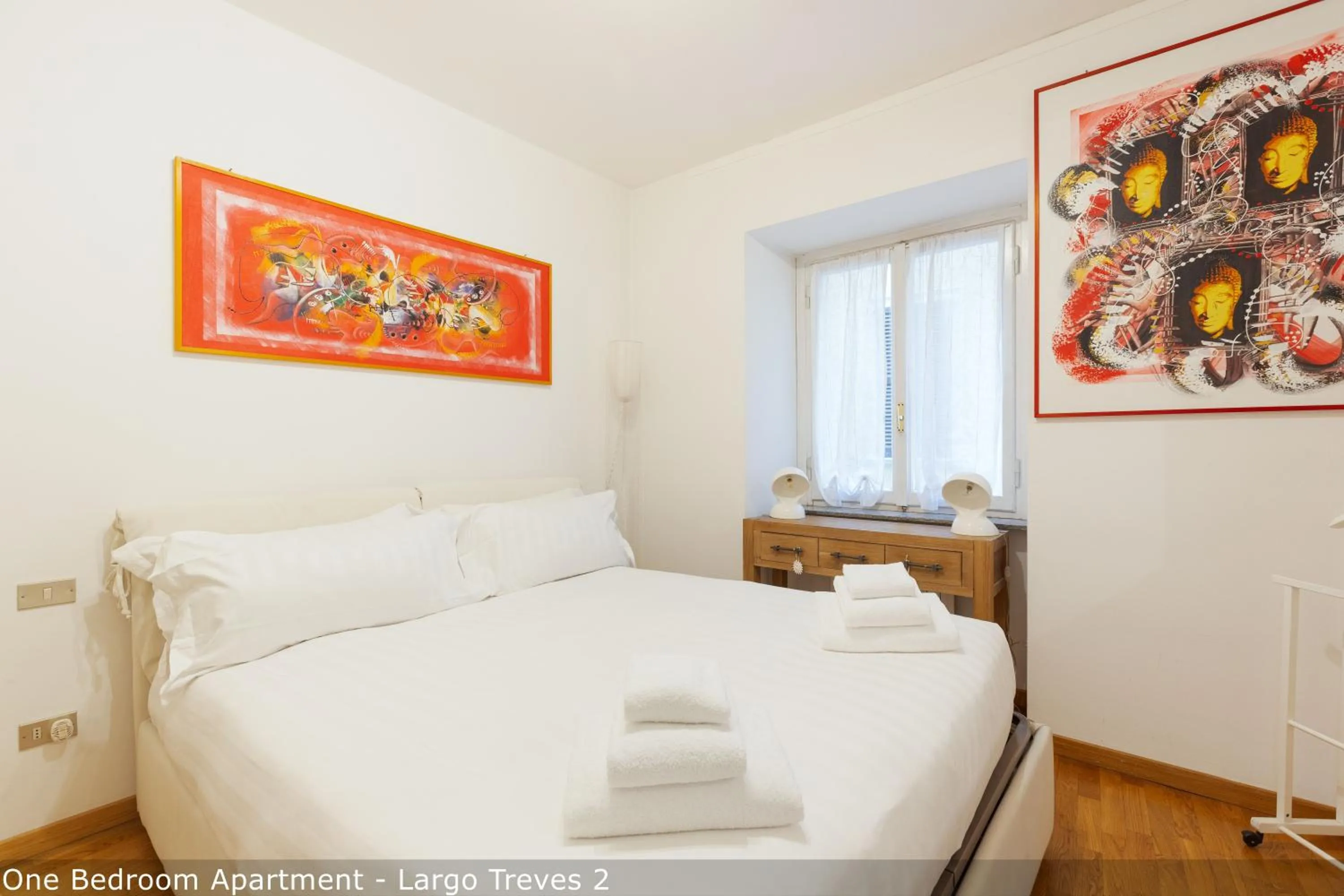 Bed in Brera Apartments in San Marco
