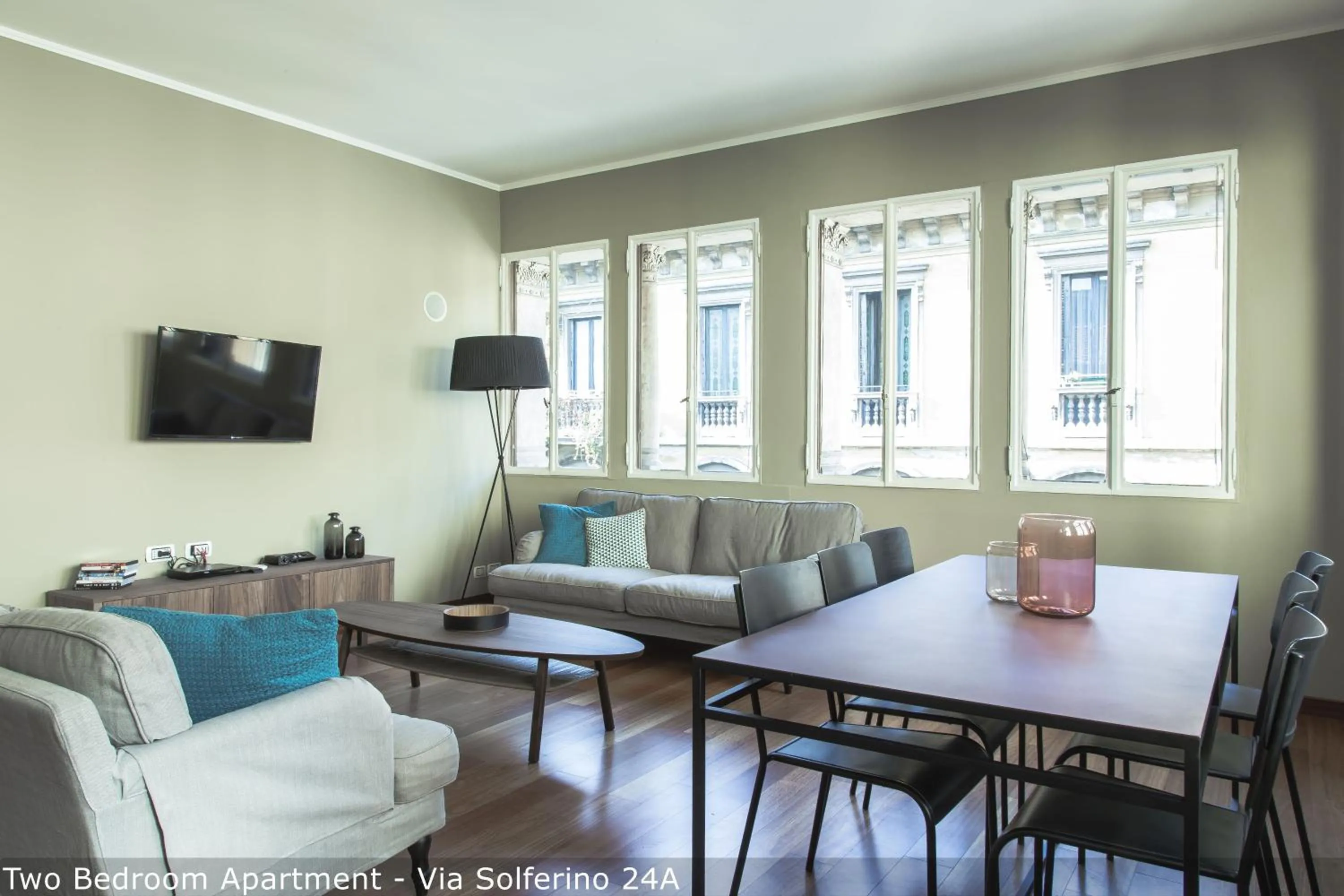 TV and multimedia in Brera Apartments in San Marco