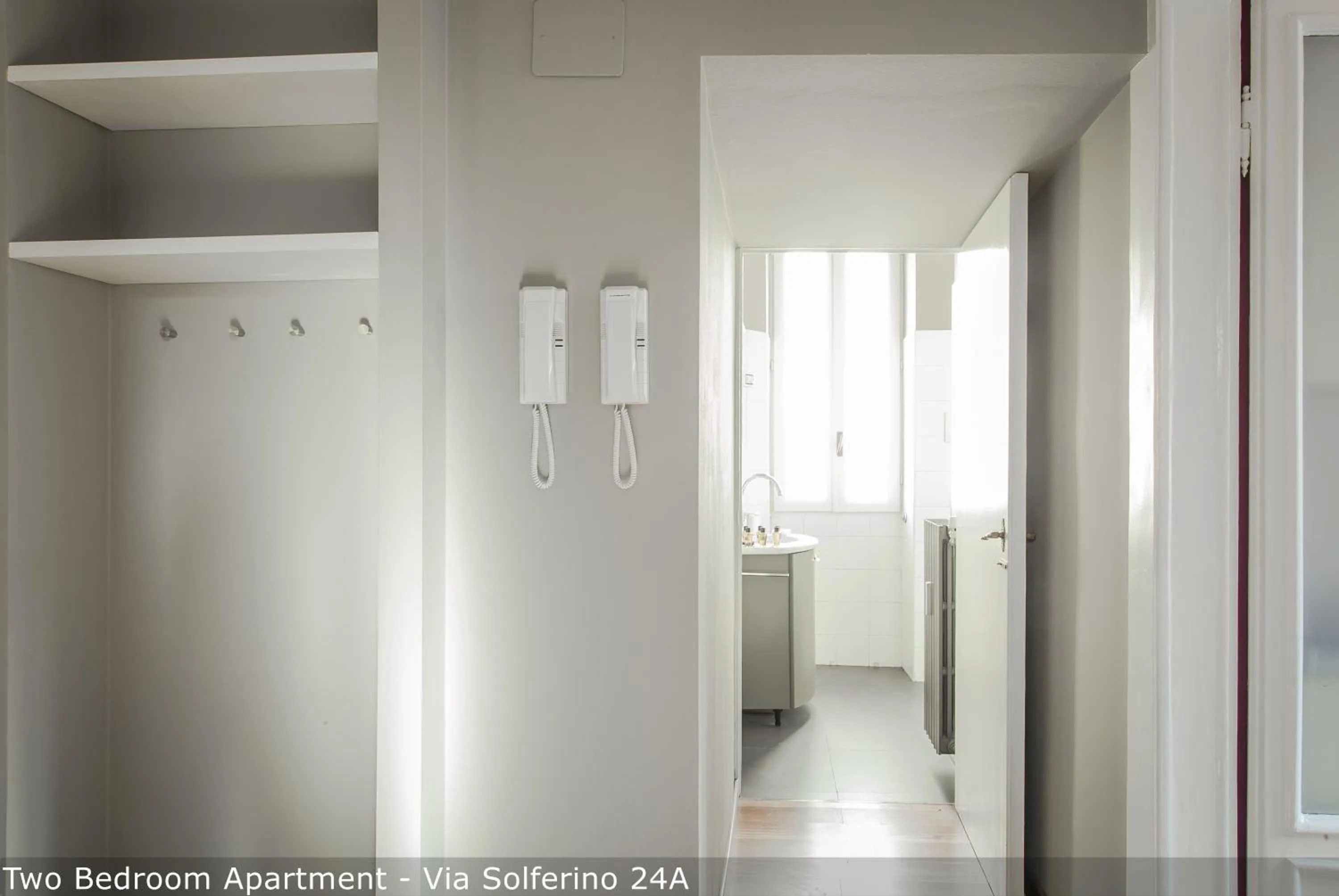 Shower in Brera Apartments in San Marco