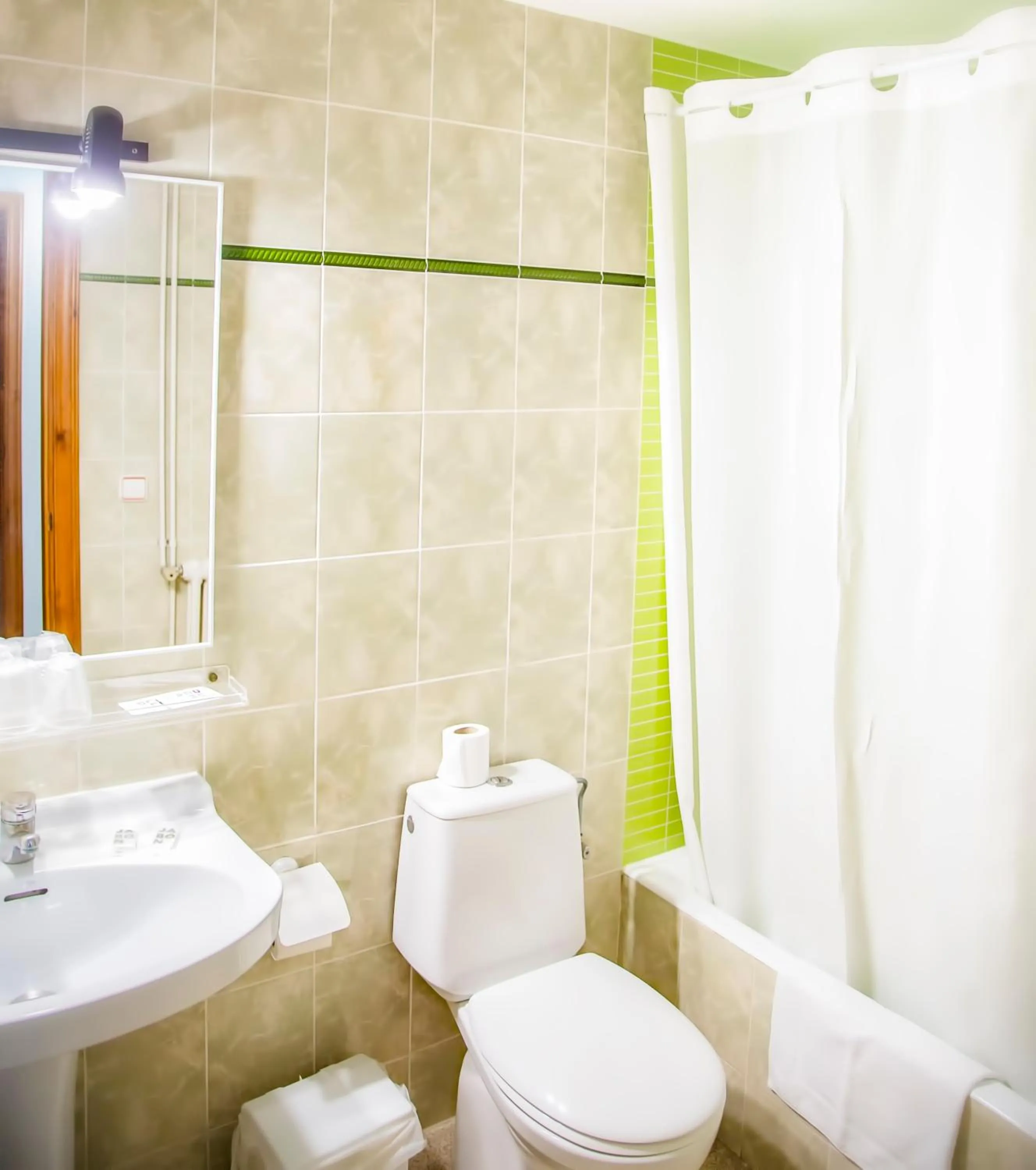 Bathroom in Eurohotel