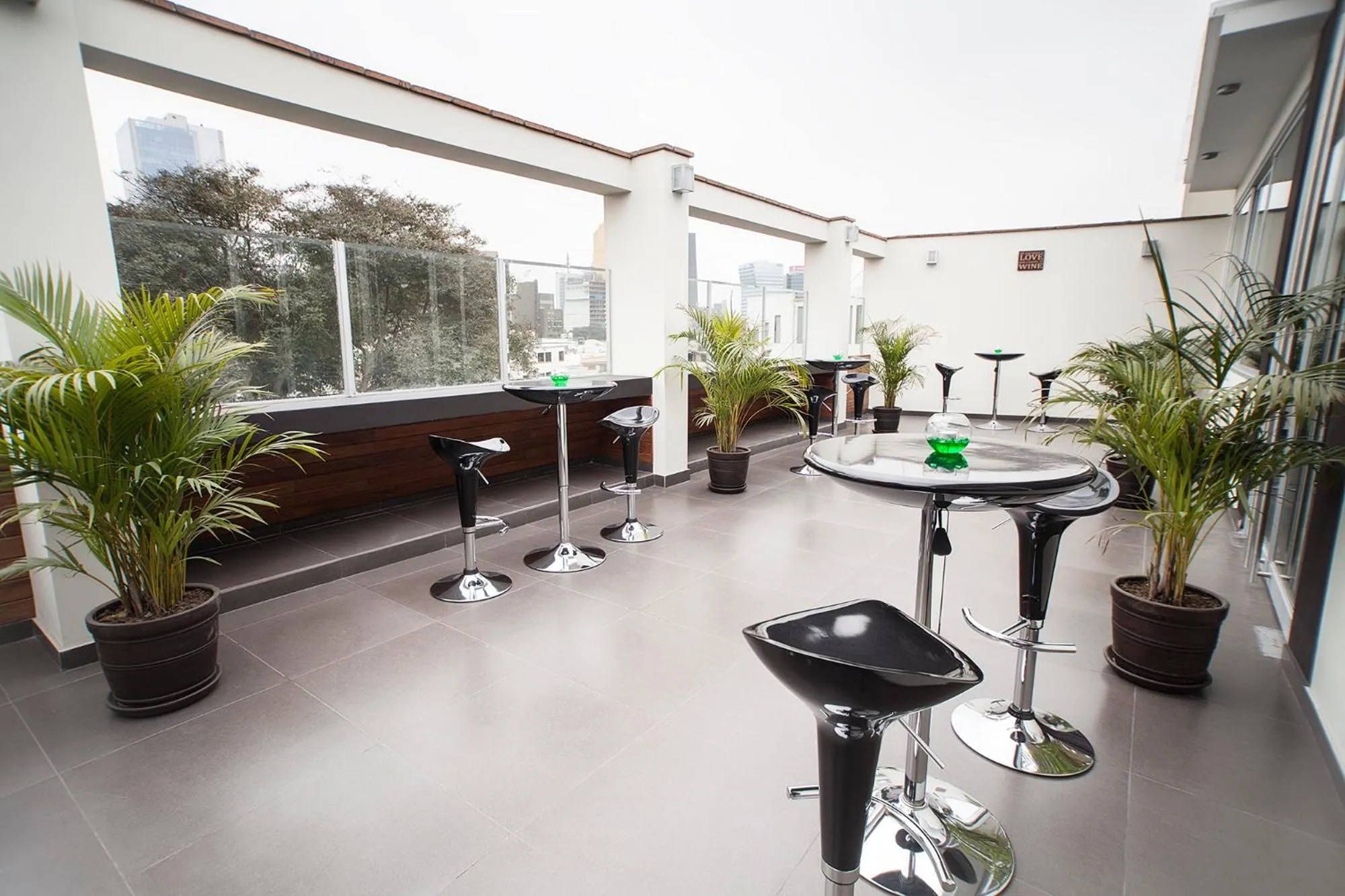 Restaurant/places to eat in El Angolo