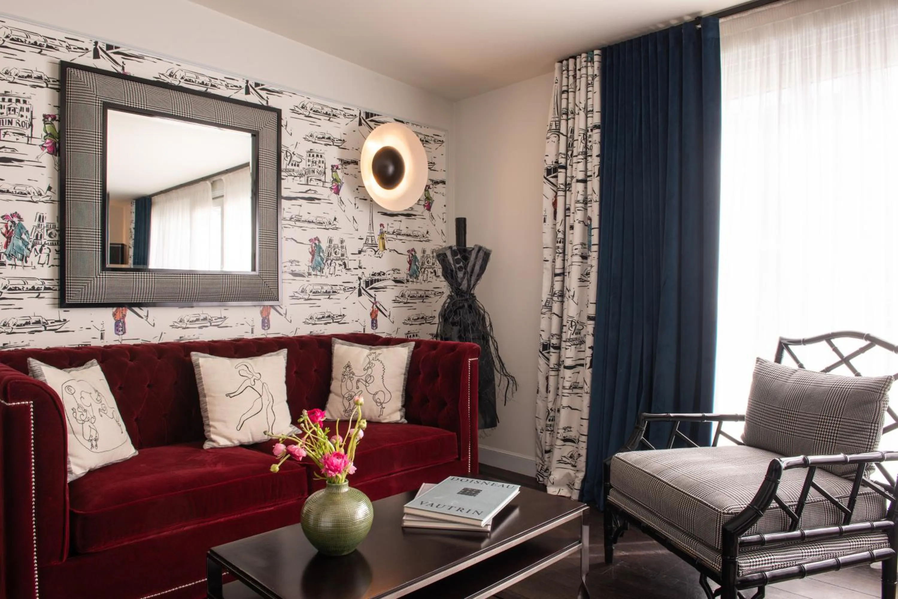 Living room in Mom'Art Hotel