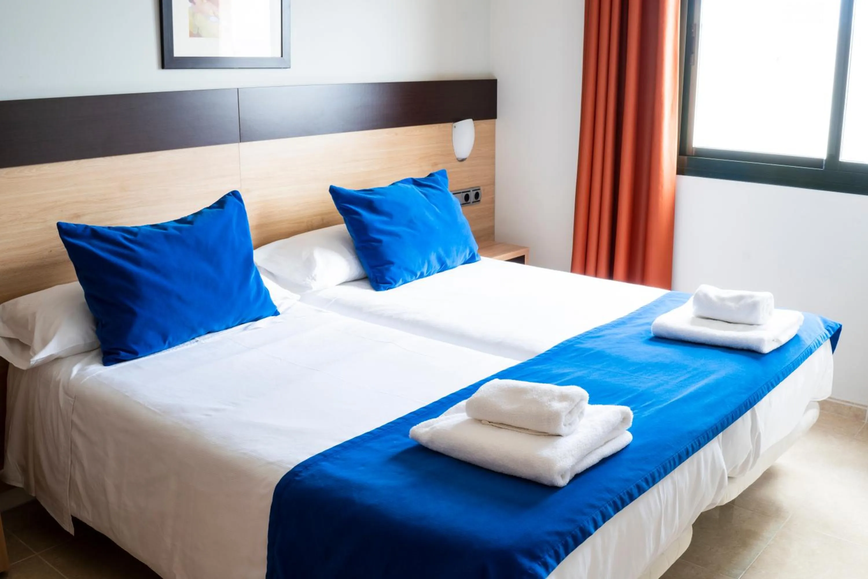 Bedroom, Bed in Hotel Pocillos Playa, solo Adultos