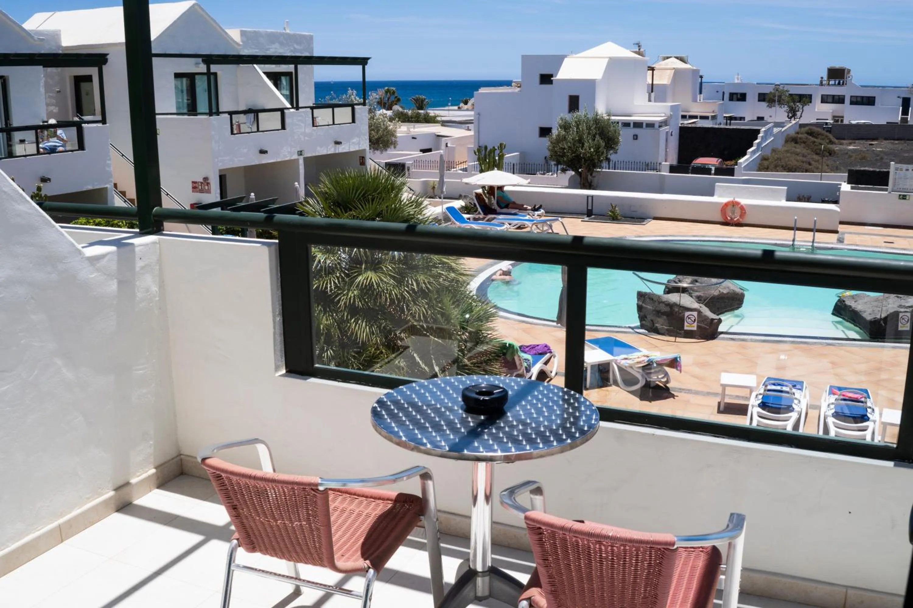 Pool view in Hotel Pocillos Playa, solo Adultos