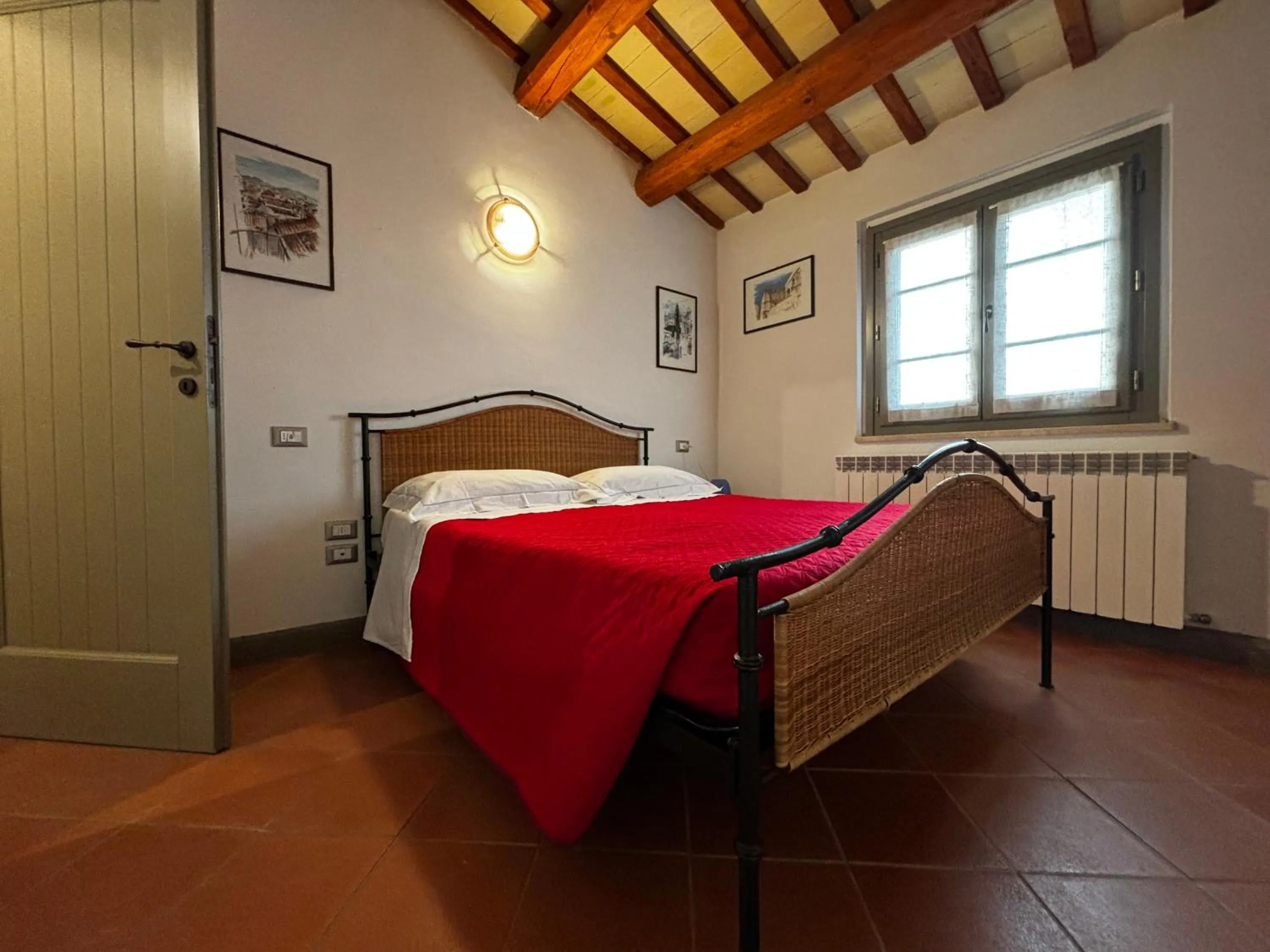 Bedroom, Bed in La Casa Nel Bosco