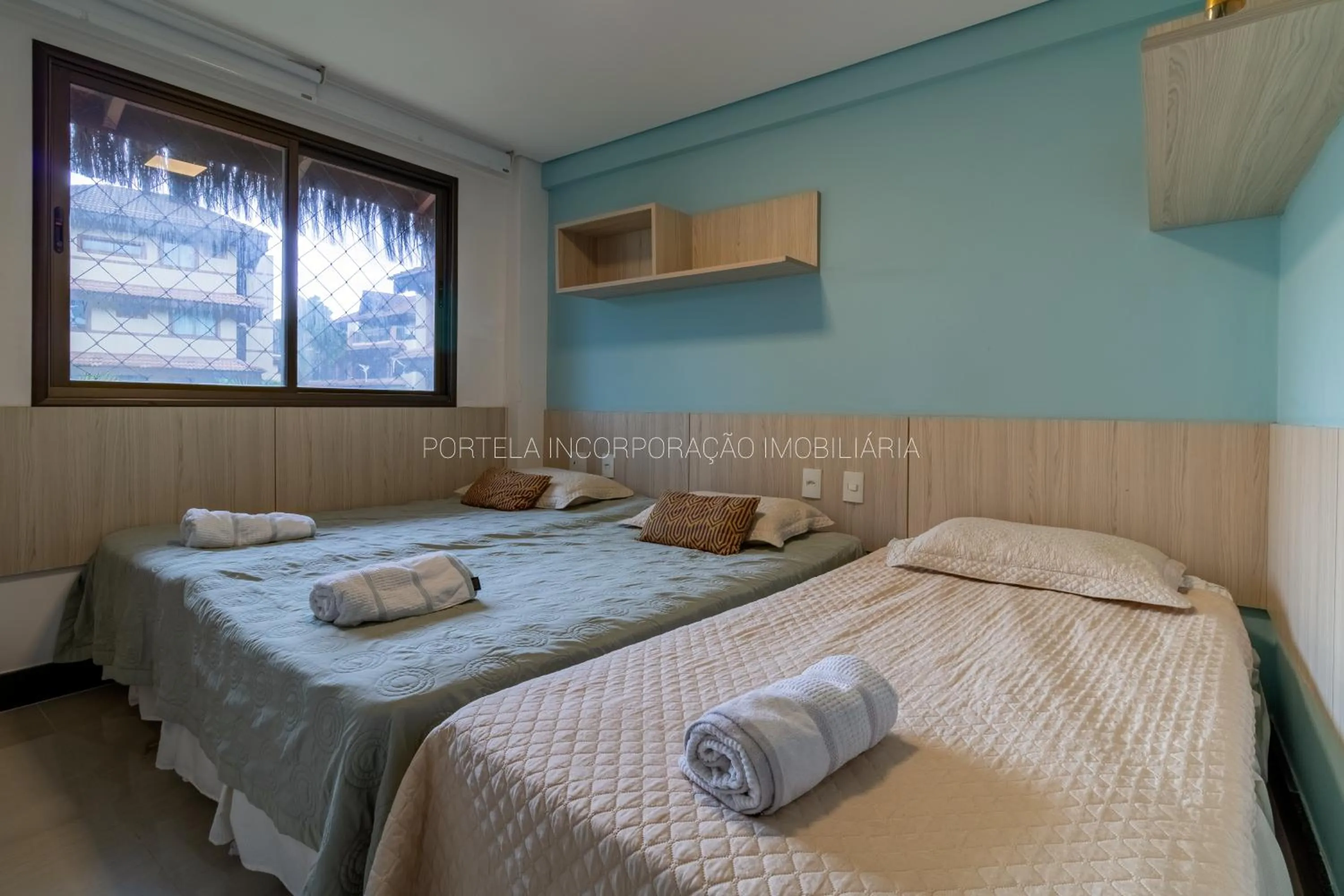 Bedroom, Bed in Manhattan Beach Riviera