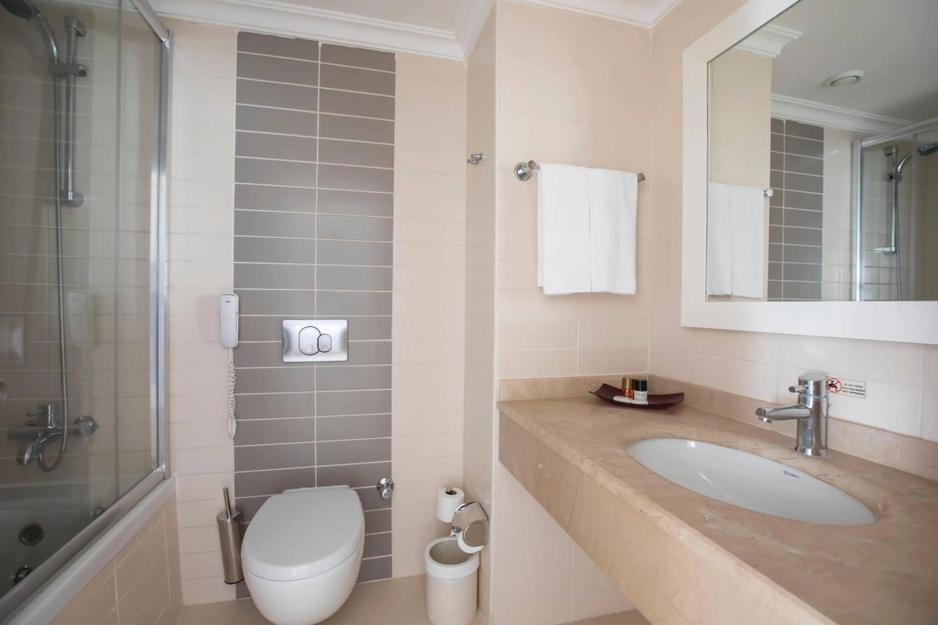 Bathroom in Orange County Belek