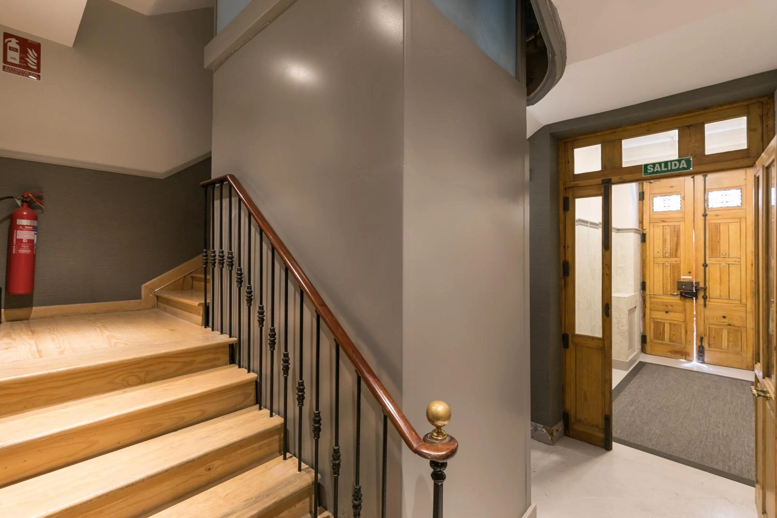 Lobby or reception in Feelathome Madrid Suites Apartments