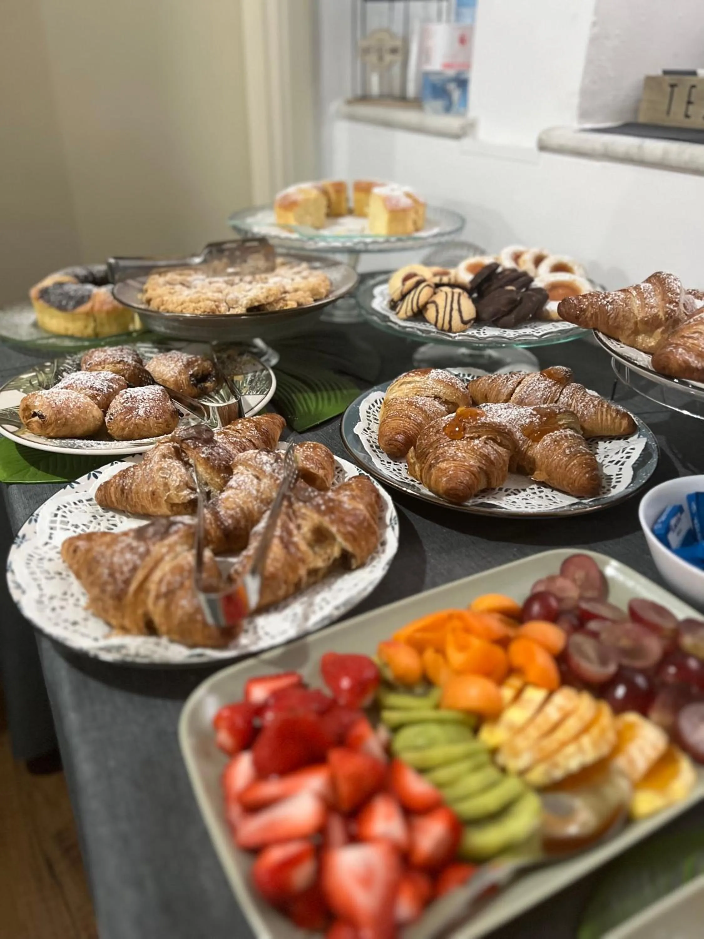 Buffet breakfast in Hotel Brenta